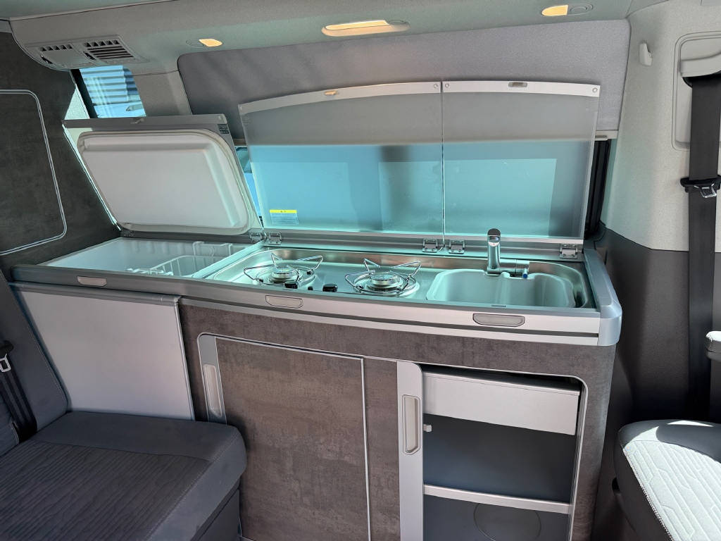 VW T6.1 California 3000 2.0 TDI Ocean Edition-image-12