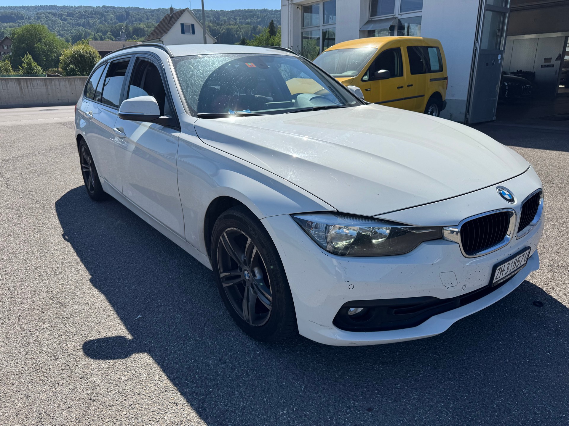 BMW 316d Touring Business Steptronic-image-1