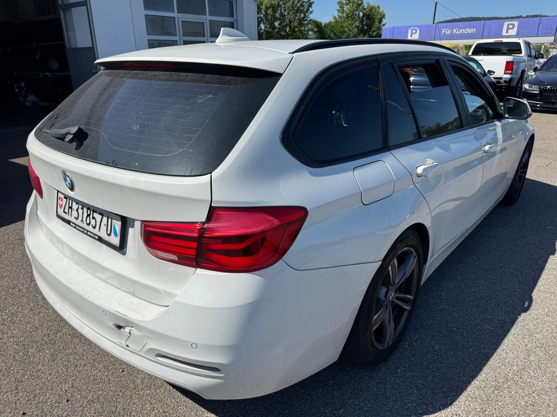 BMW 316d Touring Business Steptronic-image-2