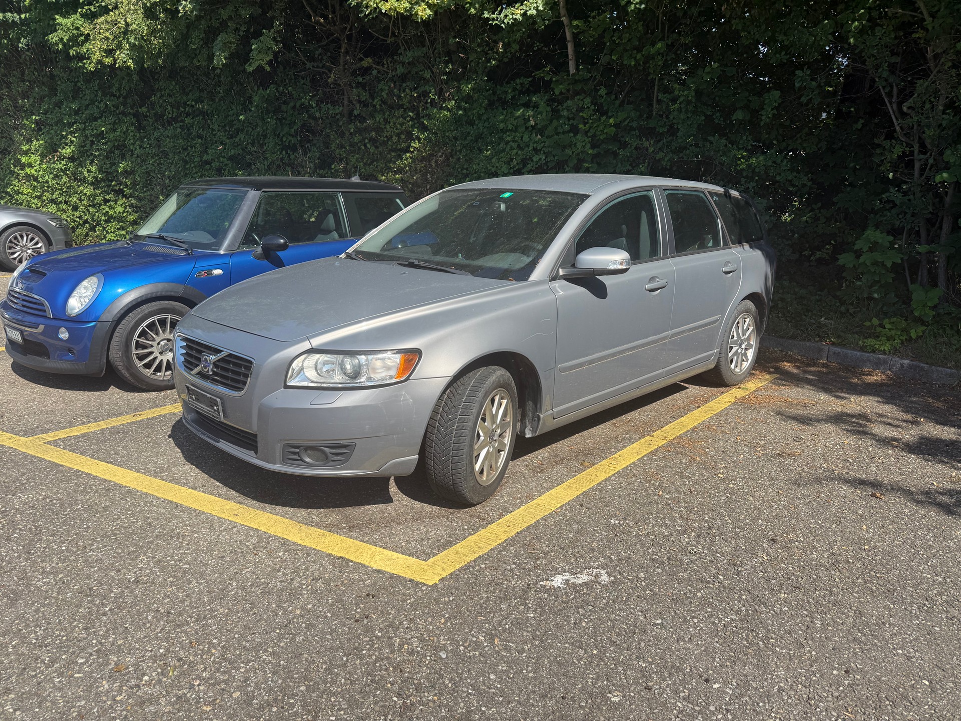 VOLVO V50 T5 AWD Momentum Geartronic-image-0