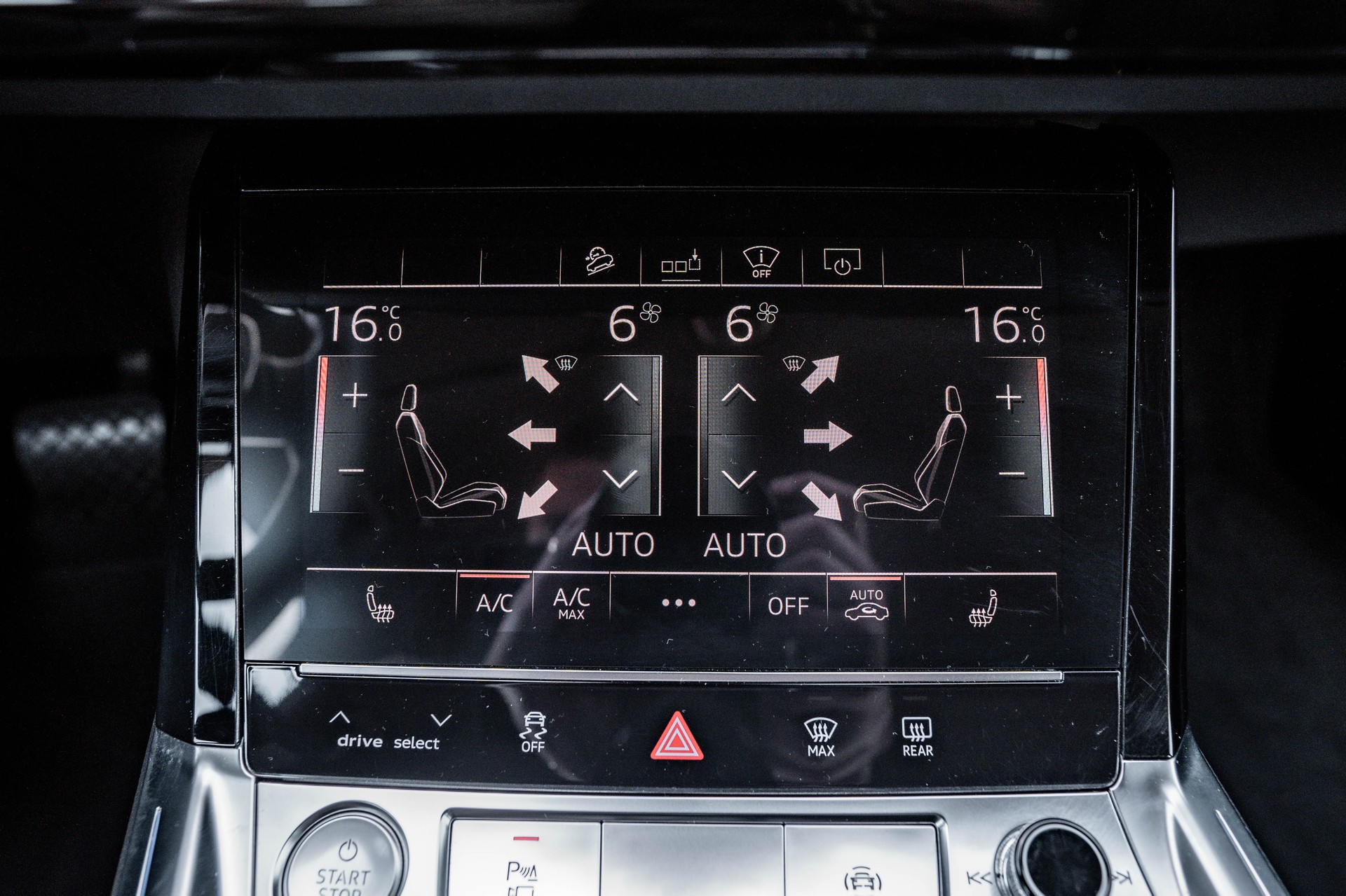 AUDI e-tron 55 Advanced quattro * FRISCH AB MFK * TRAUMHAFTE AUSSTATTUNG * SOH 91.4% *-image-16