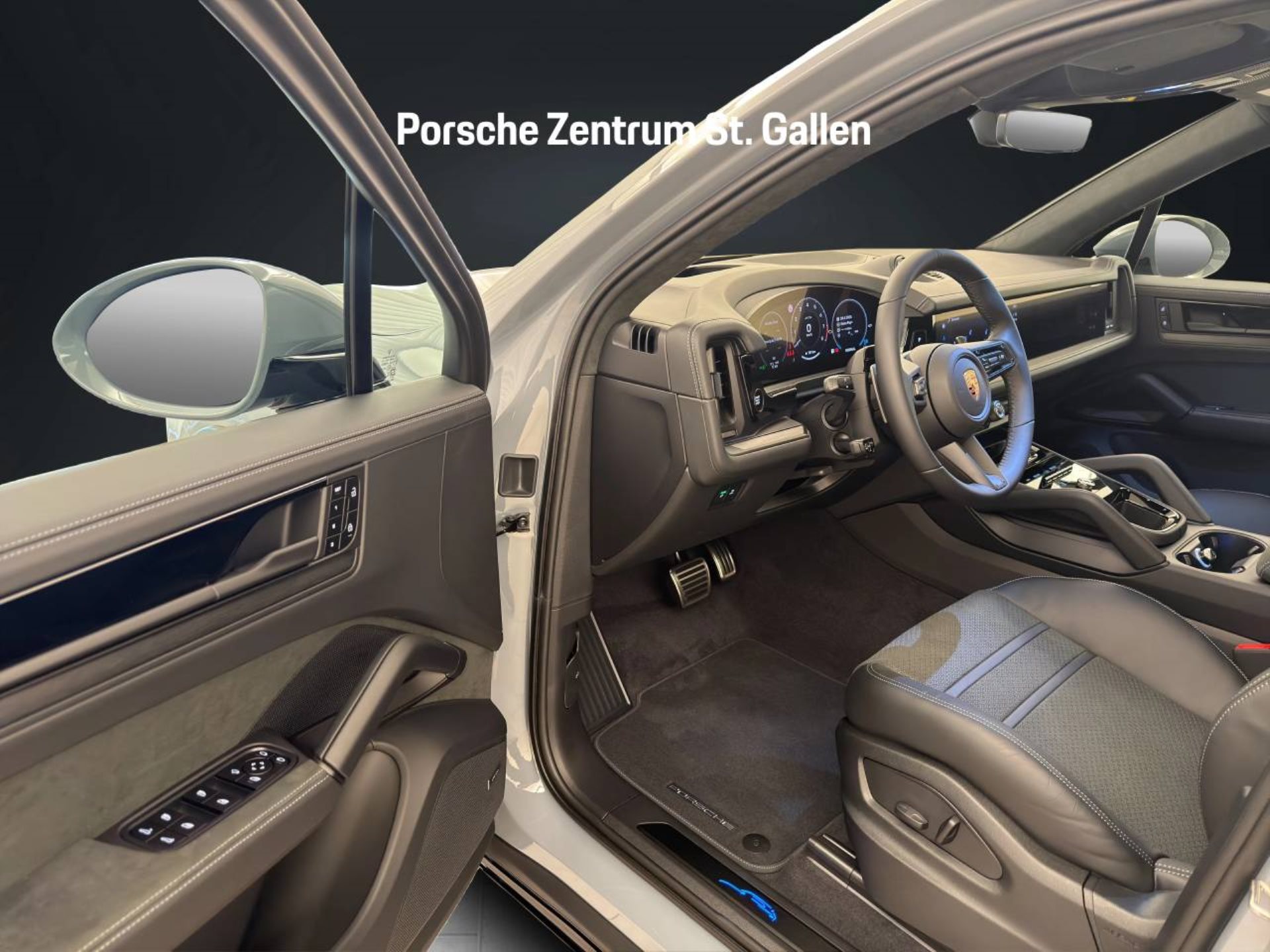 PORSCHE Cayenne GTS-image-3