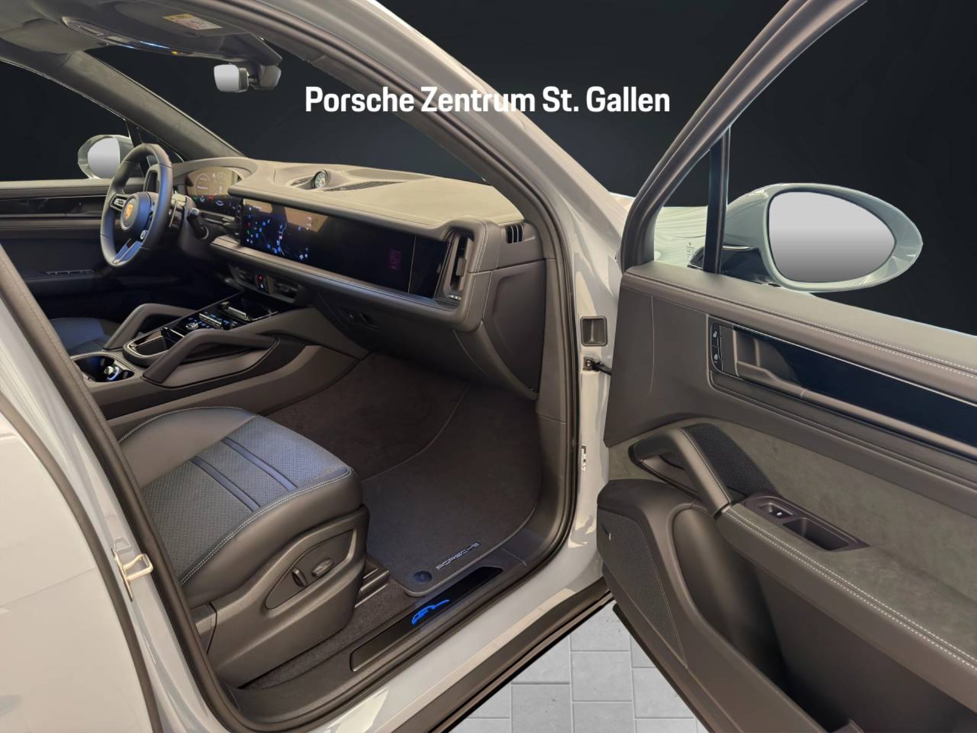 PORSCHE Cayenne GTS-image-18