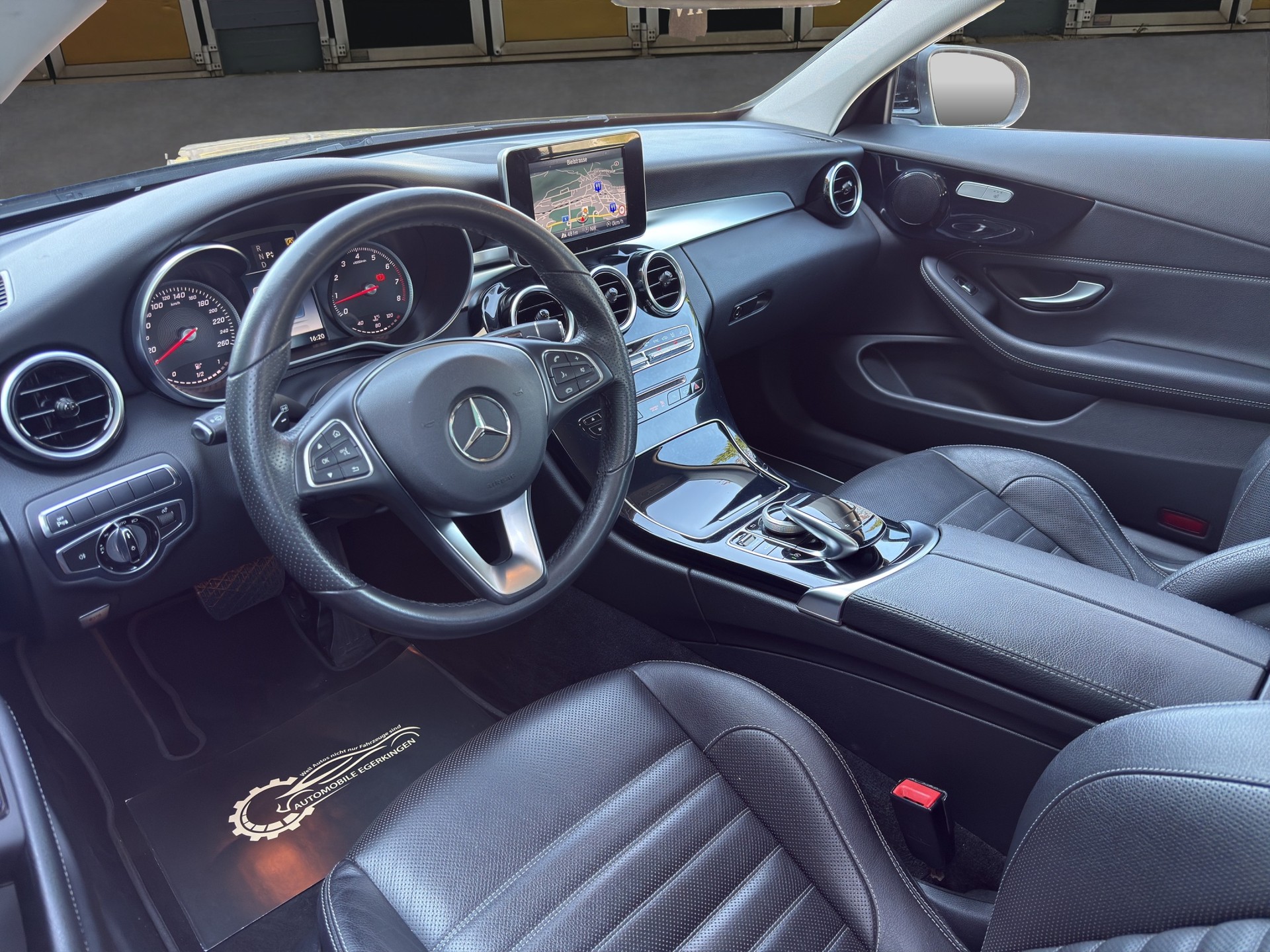 MERCEDES-BENZ C 250 Coupé 7G-tronic-image-8