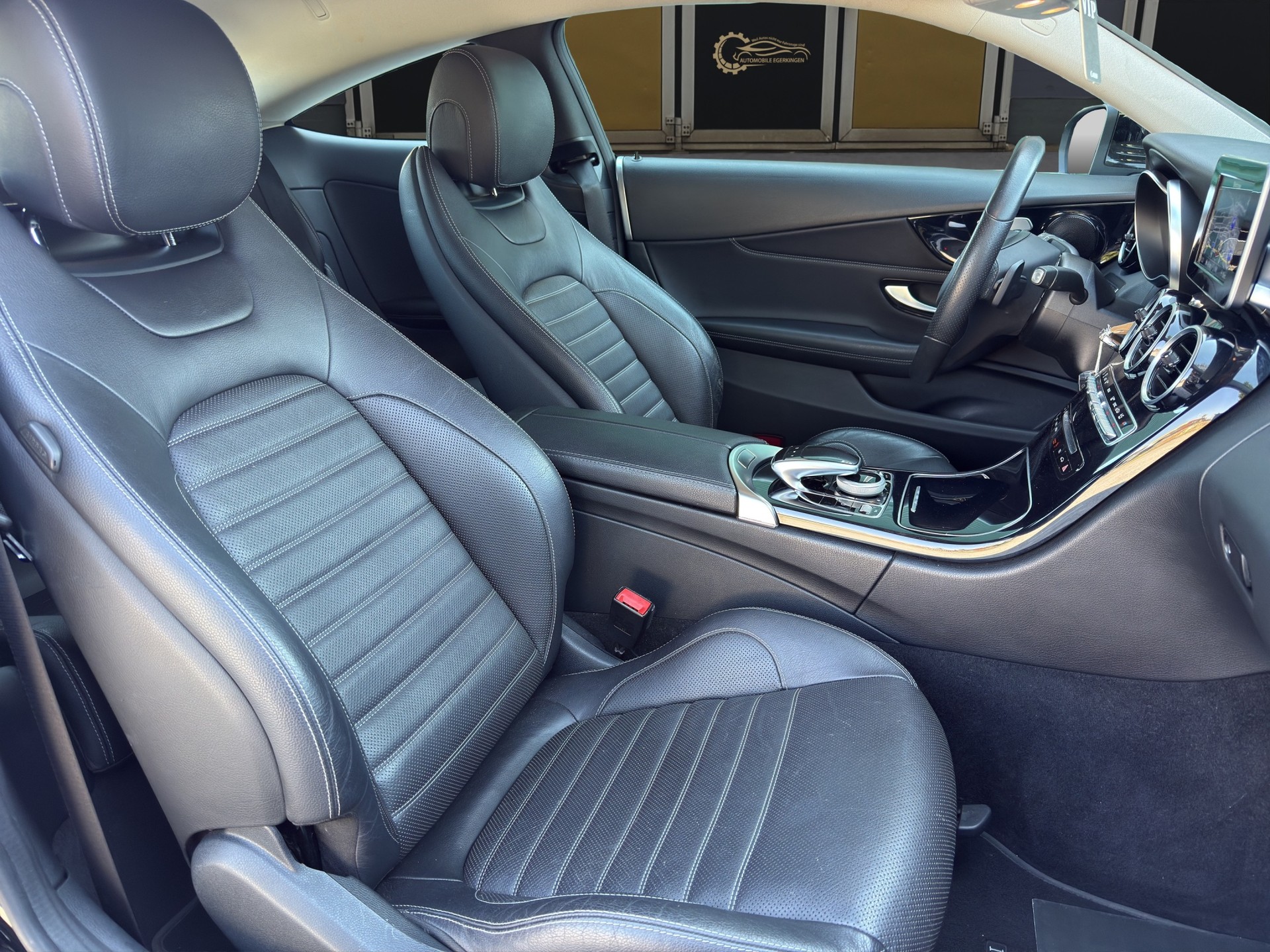 MERCEDES-BENZ C 250 Coupé 7G-tronic-image-9