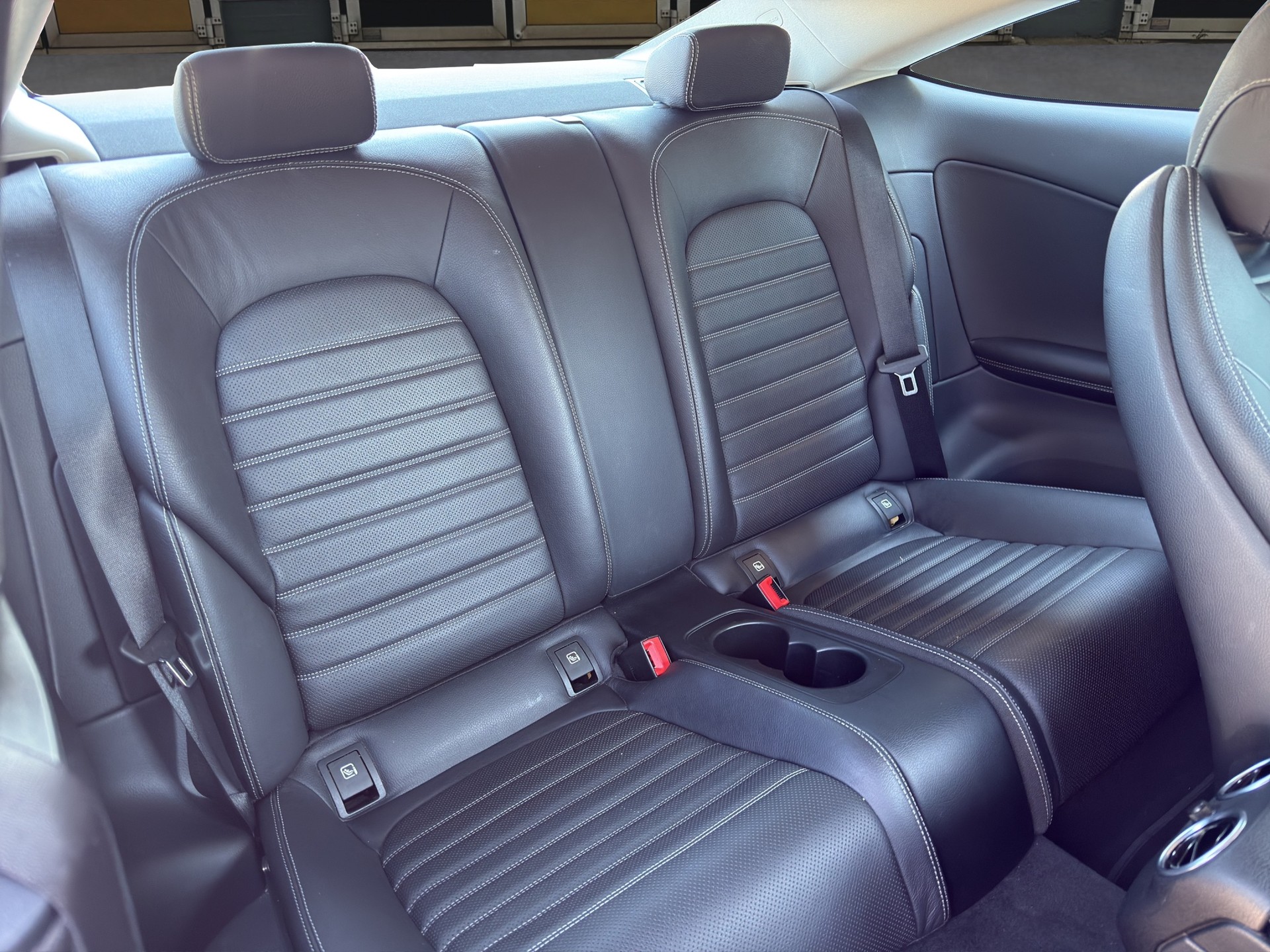 MERCEDES-BENZ C 250 Coupé 7G-tronic-image-12