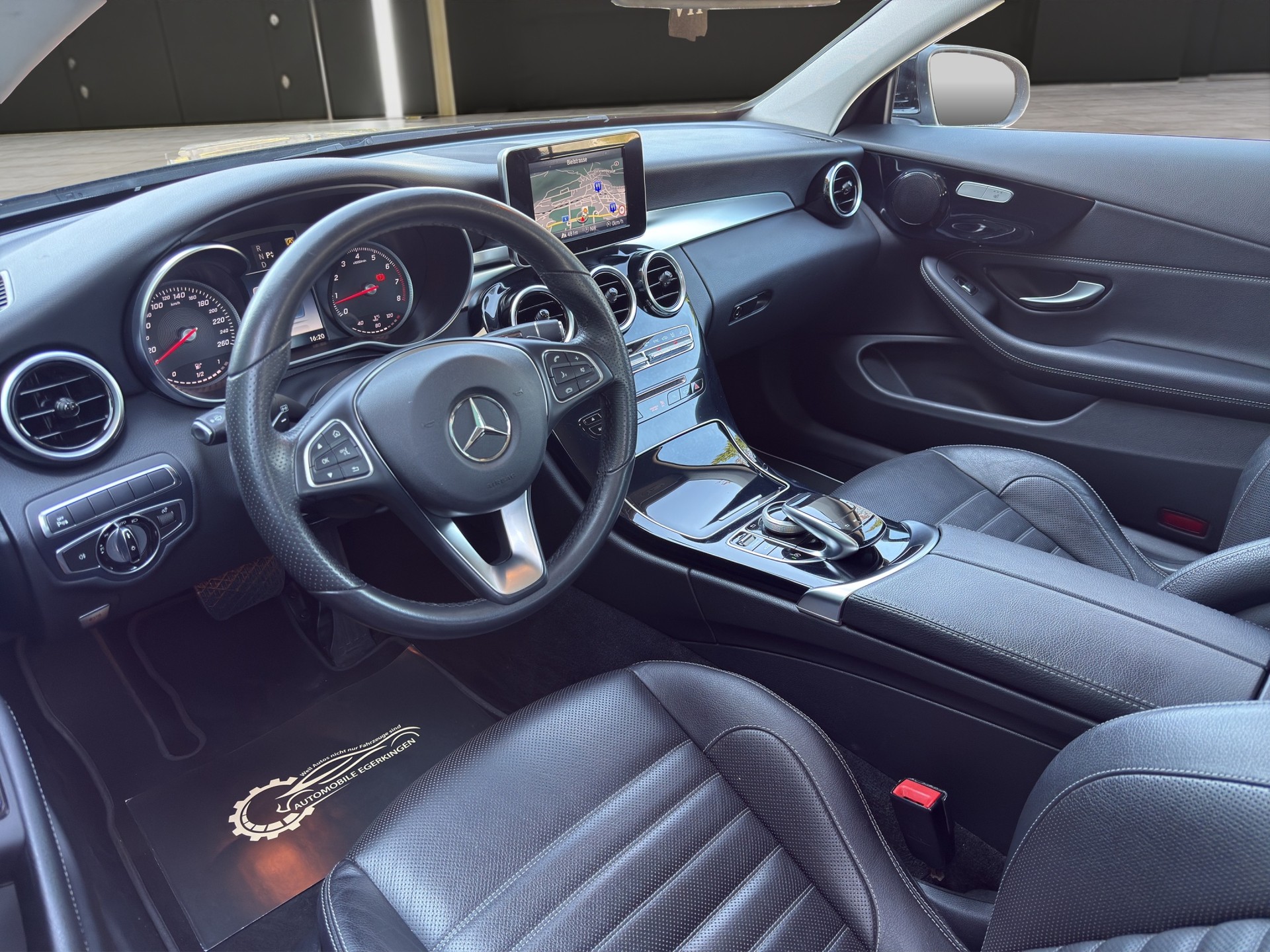 MERCEDES-BENZ C 250 Coupé 7G-tronic-image-8