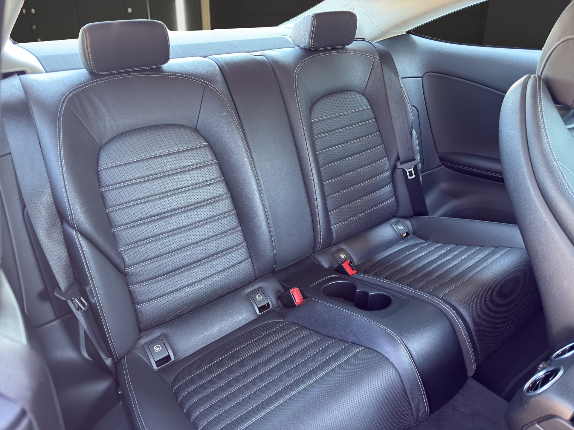 MERCEDES-BENZ C 250 Coupé 7G-tronic-image-12