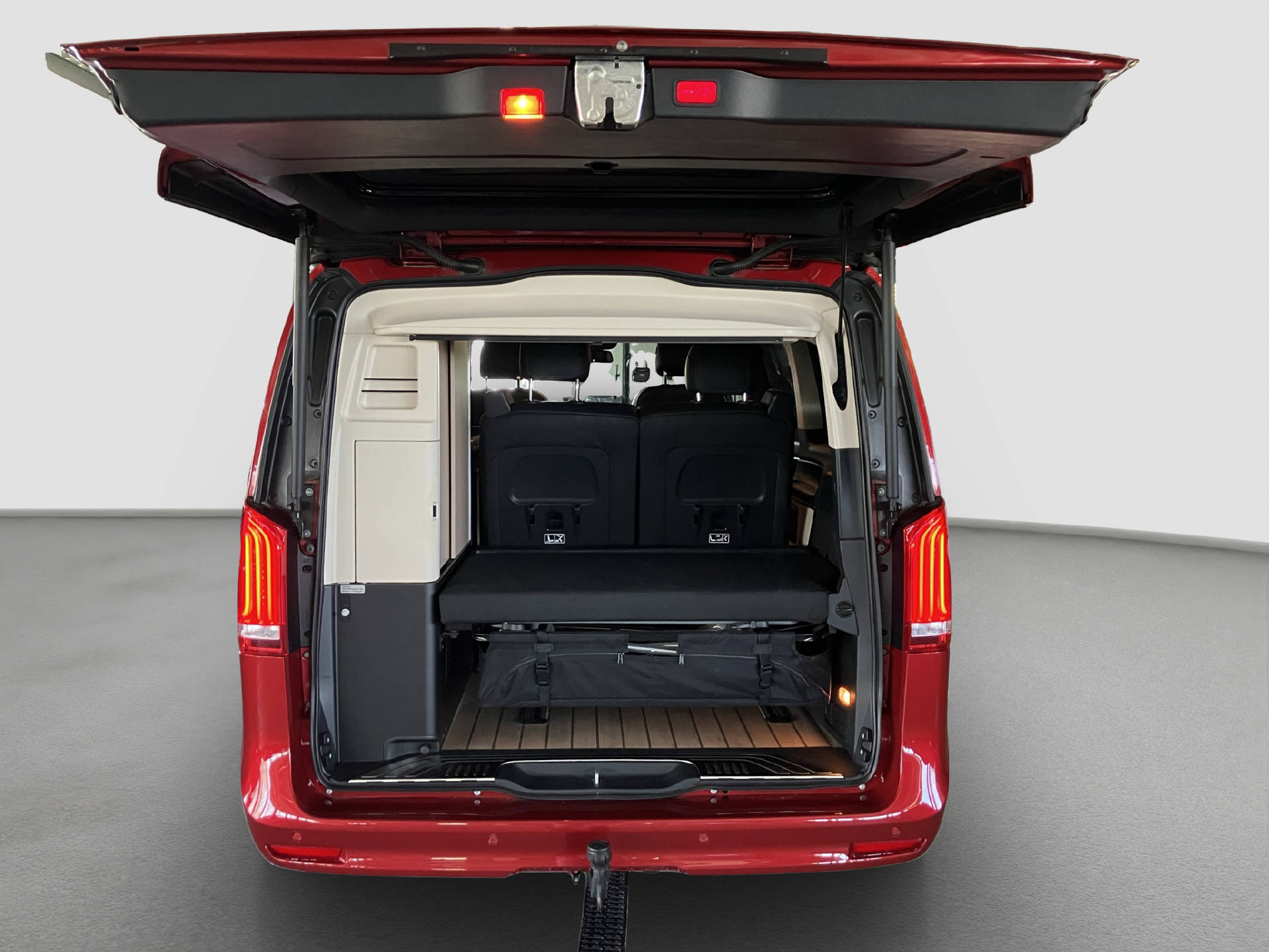 MERCEDES-BENZ Marco Polo 300 d-image-14