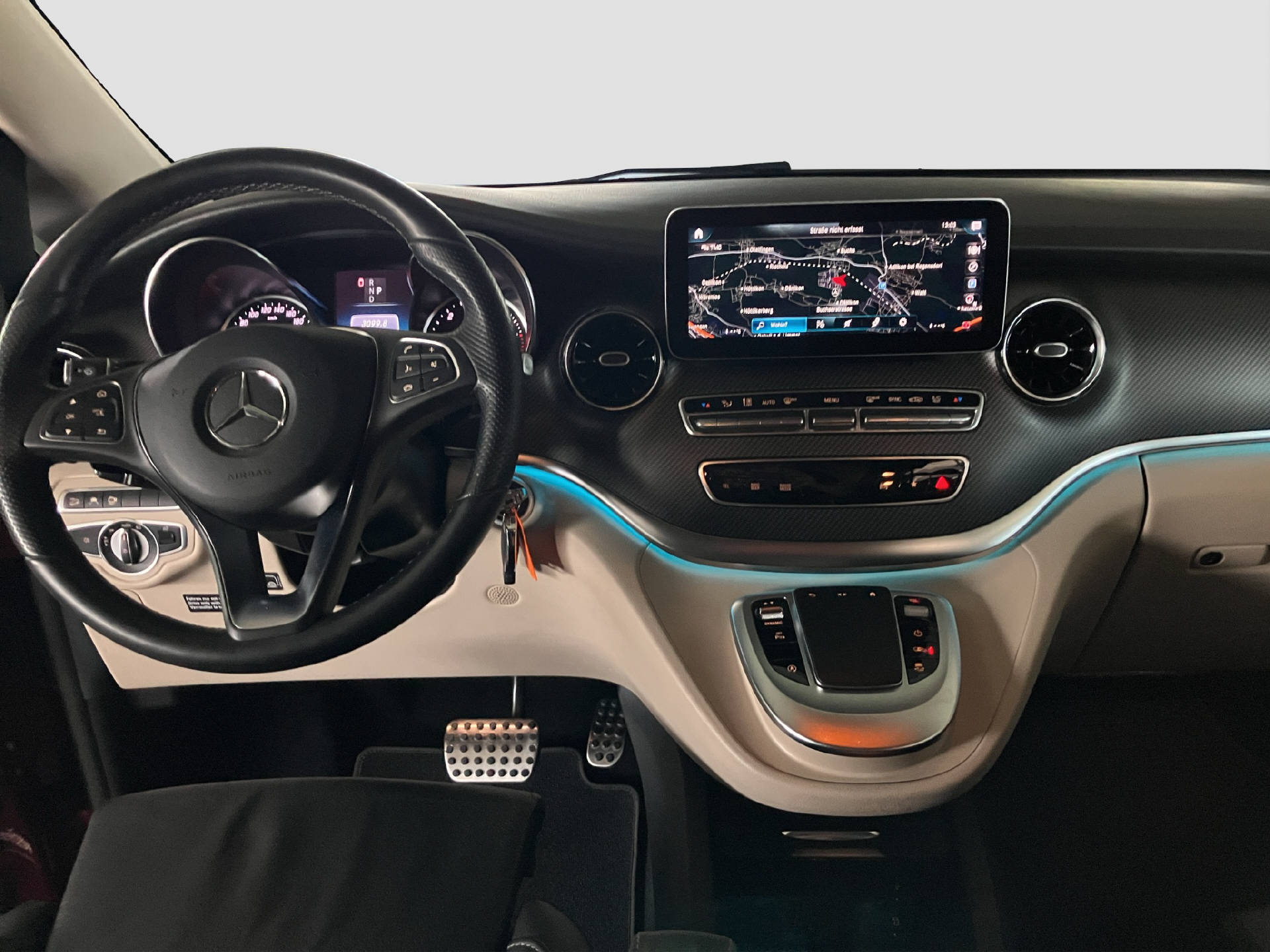 MERCEDES-BENZ Marco Polo 300 d-image-8