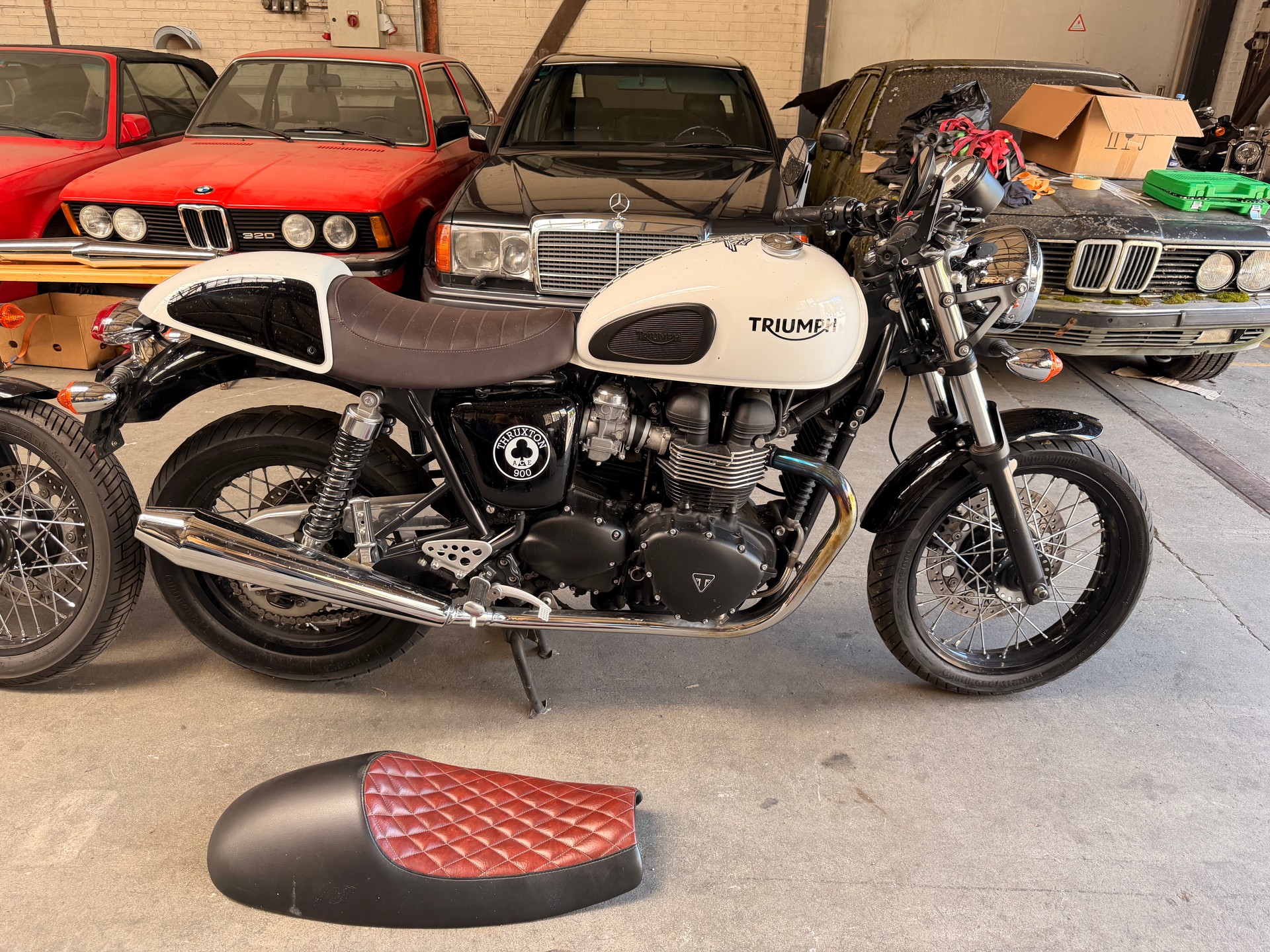 TRIUMPH Thruxton 900 i ACE (25kW)-image-1