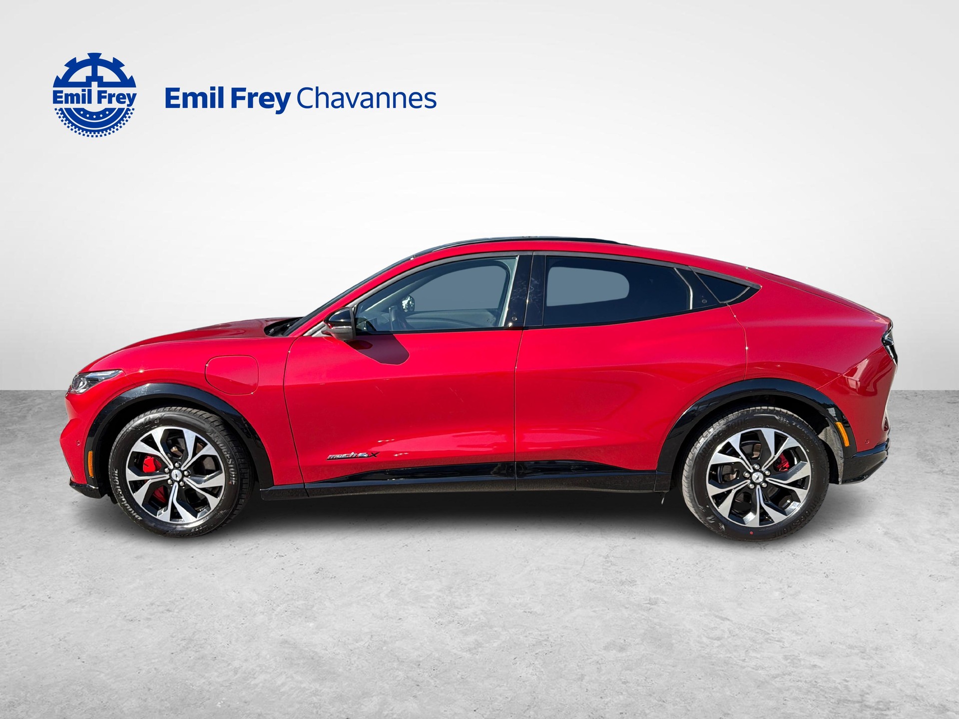 FORD Mustang Mach-E Extended AWD-image-5