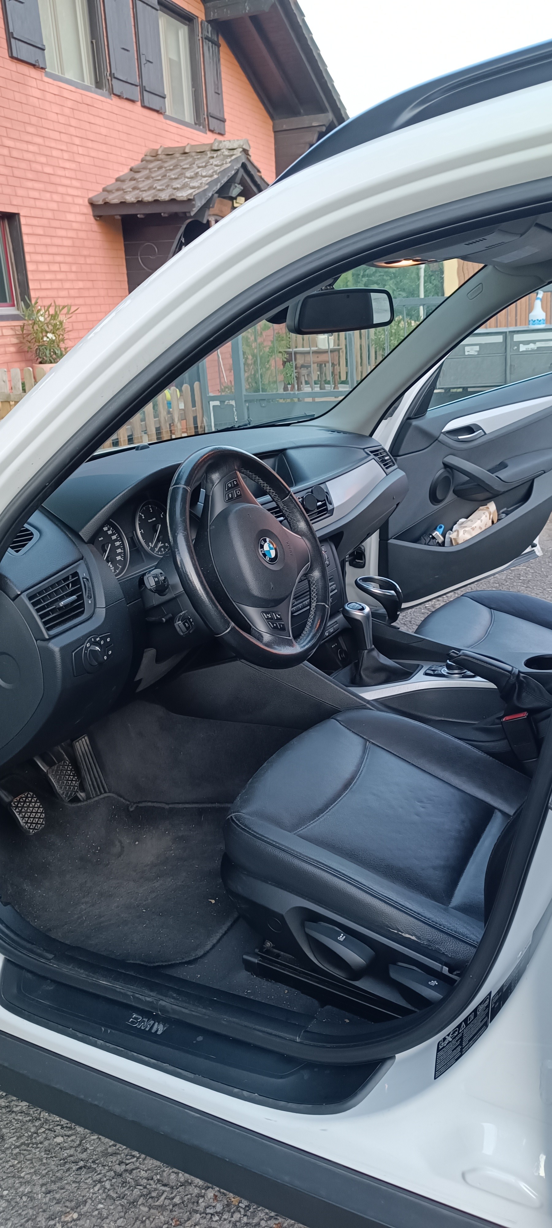 BMW xDrive20d-image-2