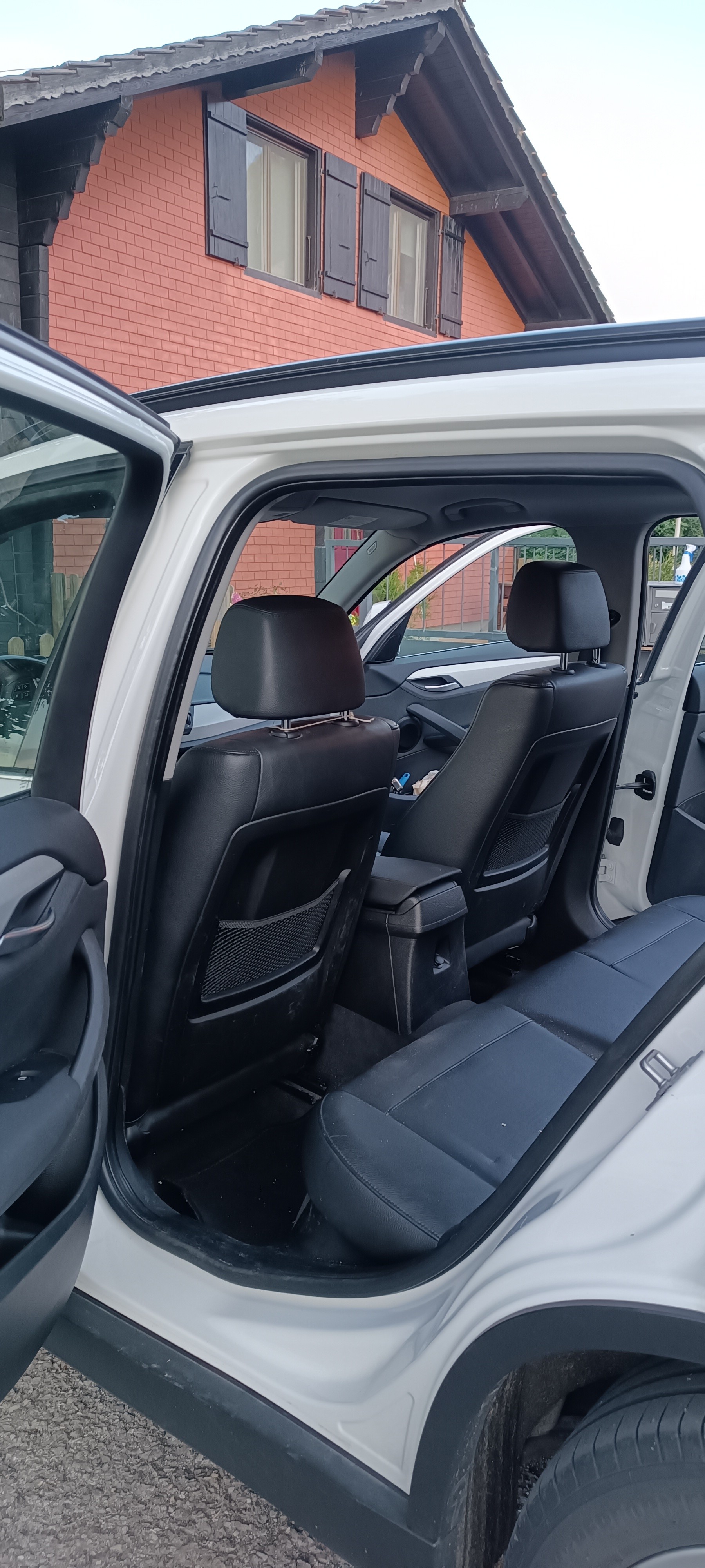 BMW xDrive20d-image-4