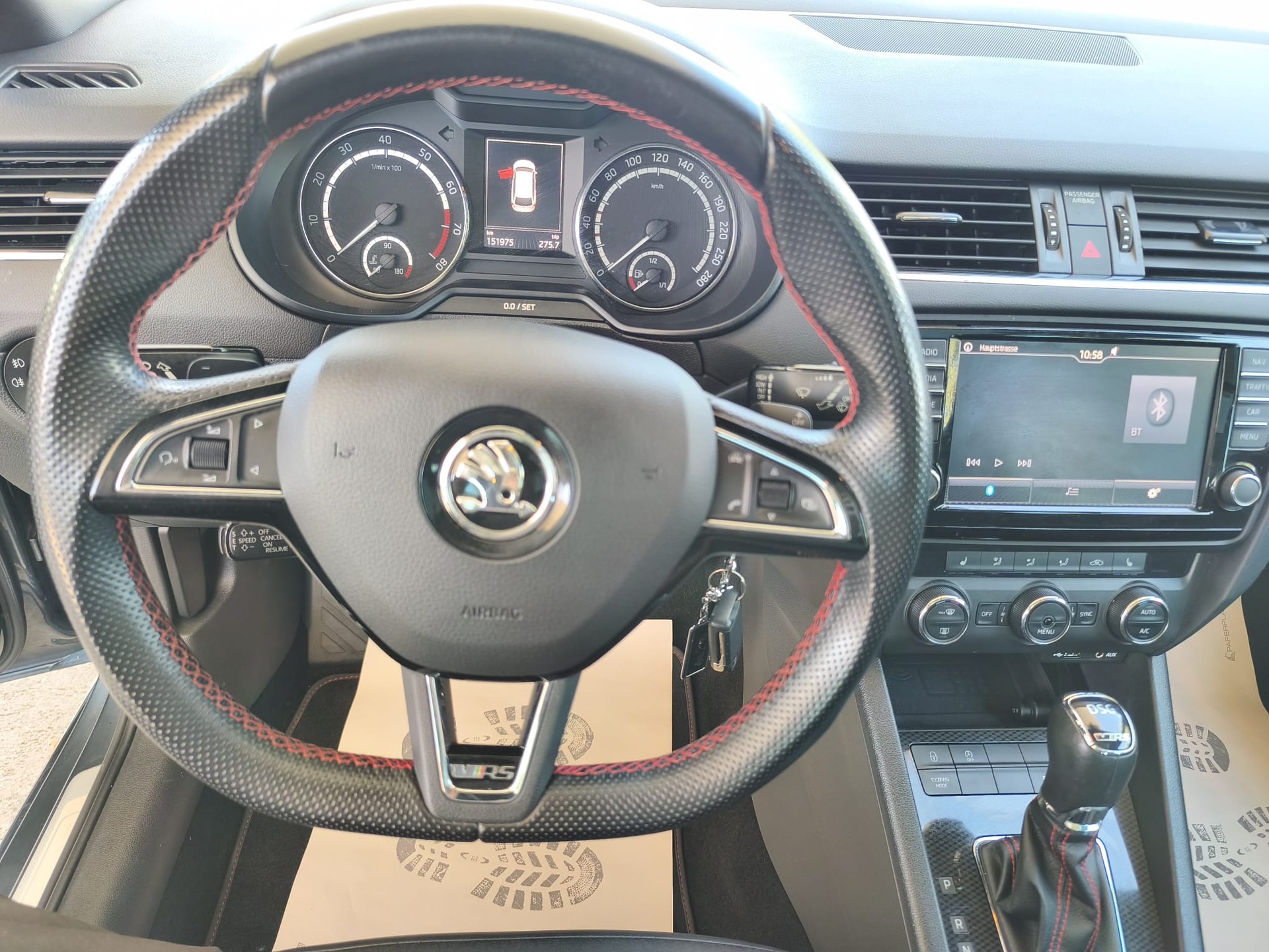 SKODA Octavia Combi 2.0 TSI RS DSG-image-21