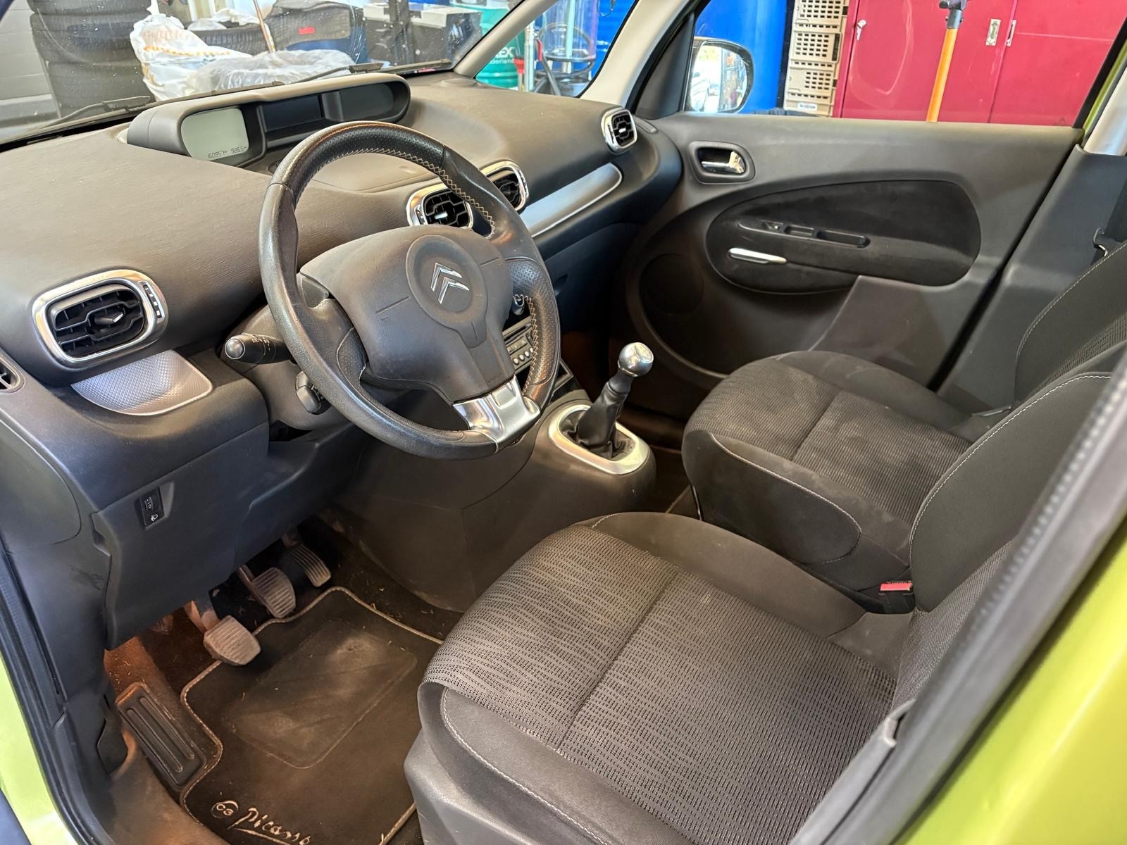 CITROEN C3 Picasso 1.6i 16V Séduction-image-3