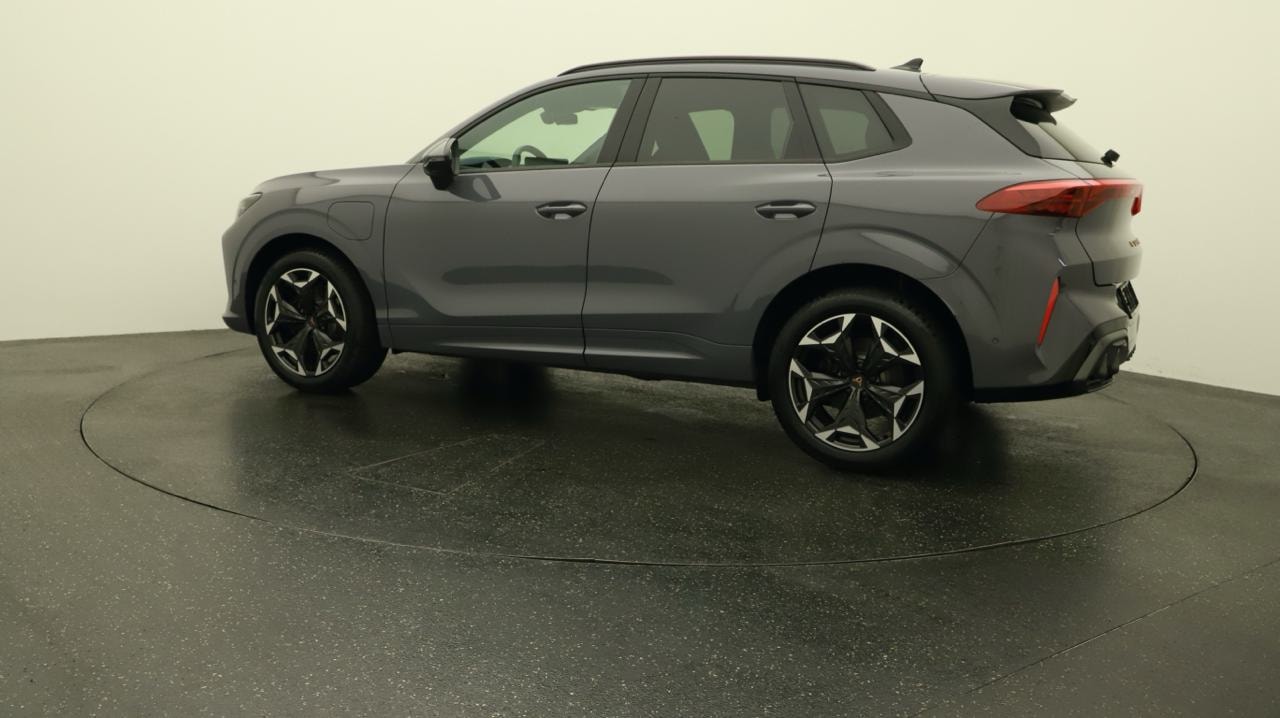 CUPRA Terramar 1.5 eHybrid DSG VZ-image-2