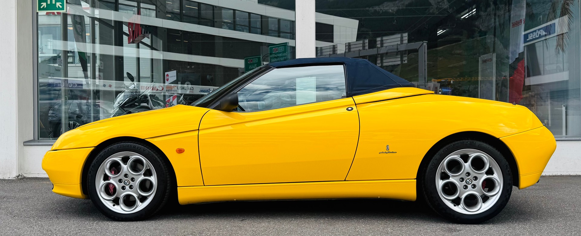 ALFA ROMEO Spider 3.0 V6 24V Serie Limitata-image-3