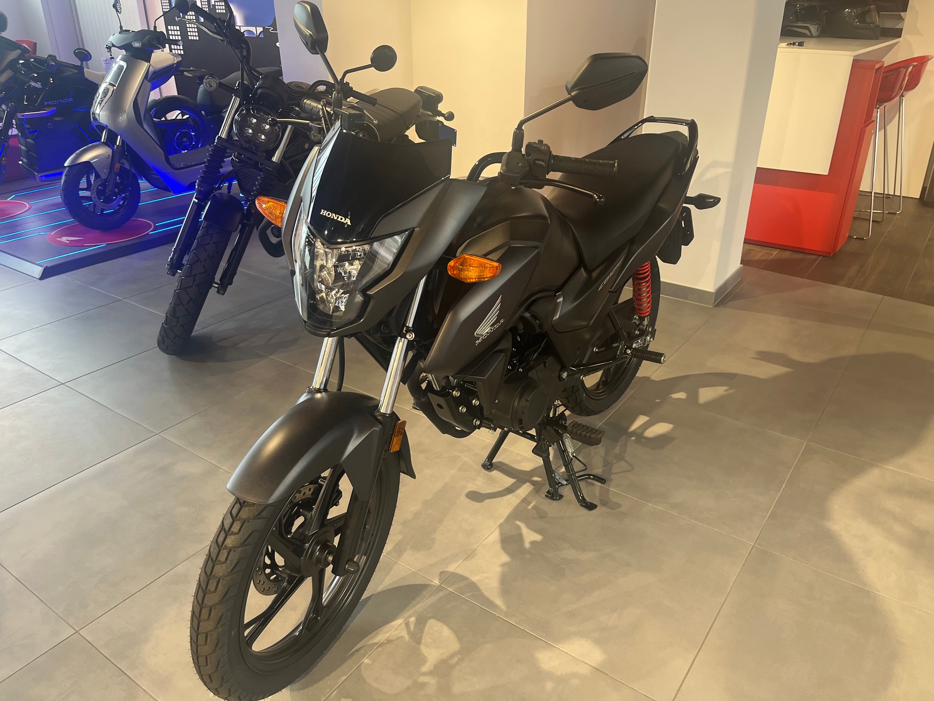 HONDA CB 125 F-image-9