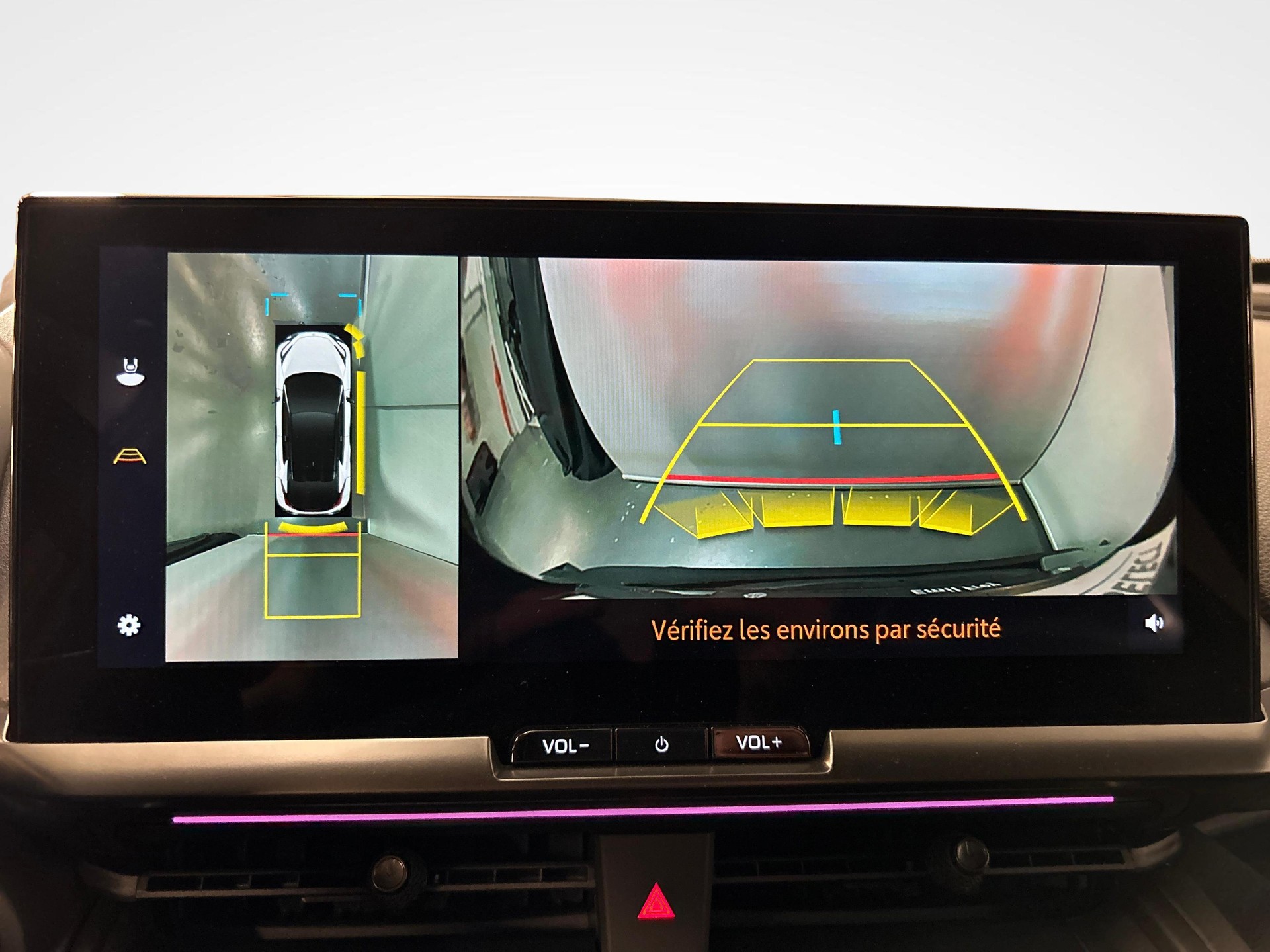TOYOTA C-HR 2.0 PHEV GR Sport-image-9