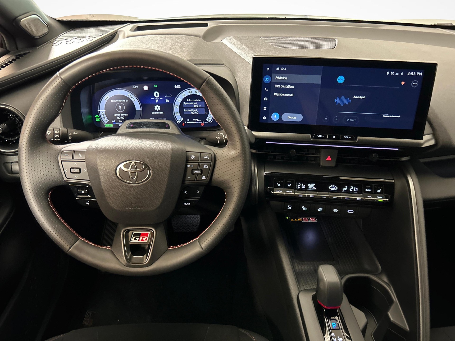 TOYOTA C-HR 2.0 PHEV GR Sport-image-6