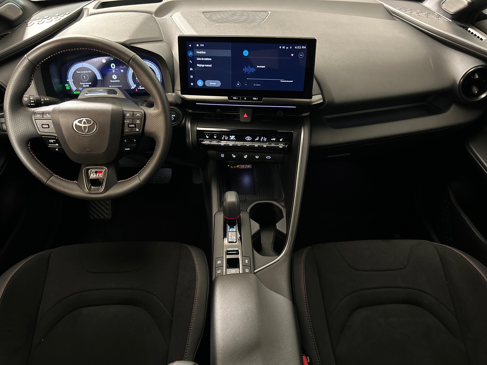 TOYOTA C-HR 2.0 PHEV GR Sport-image-7