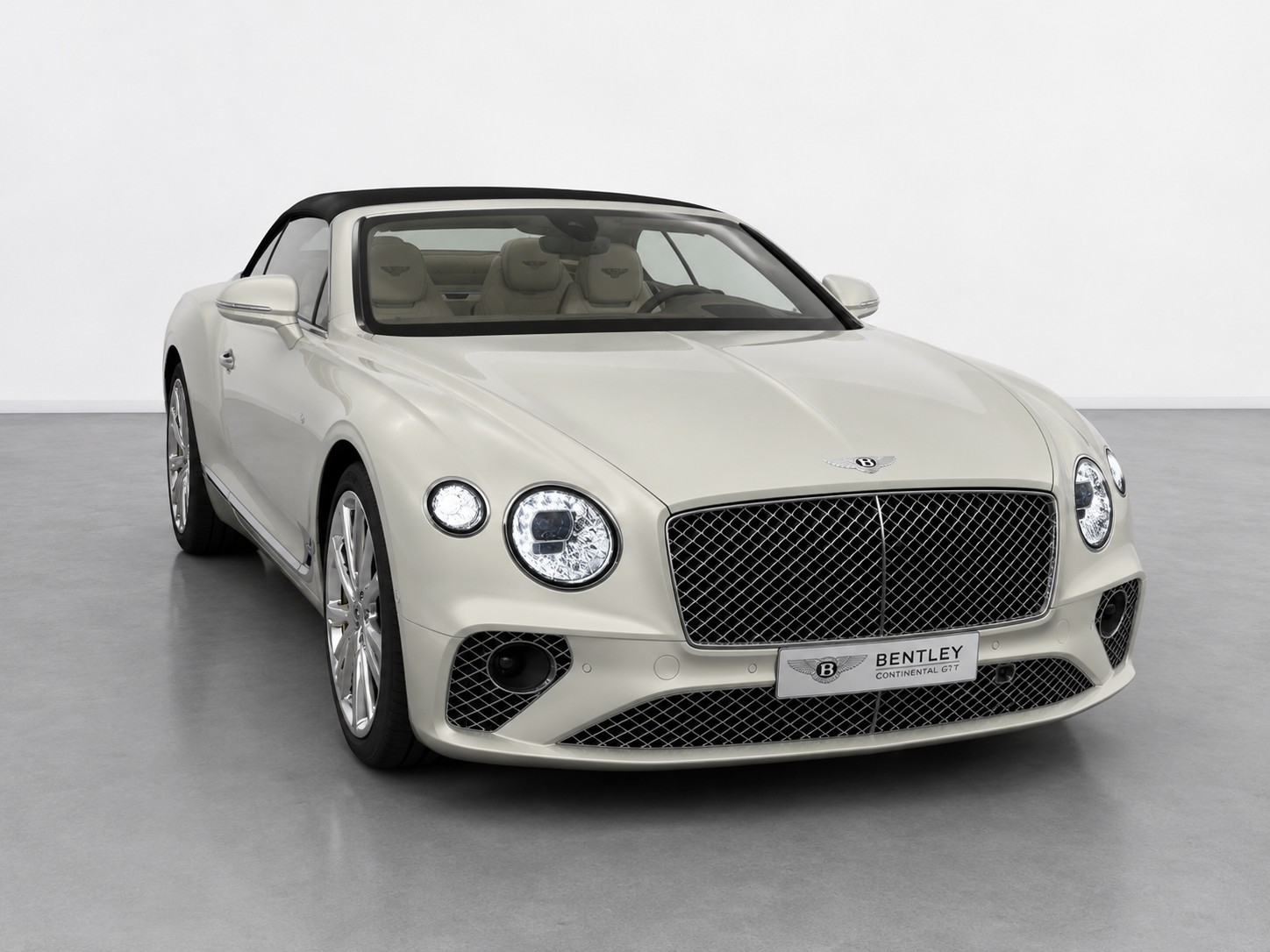 BENTLEY Bentley Continental GTC 4.0 V8 Mulliner-image-1