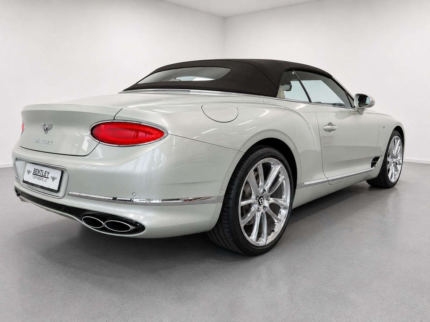 BENTLEY Bentley Continental GTC 4.0 V8 Mulliner-image-3