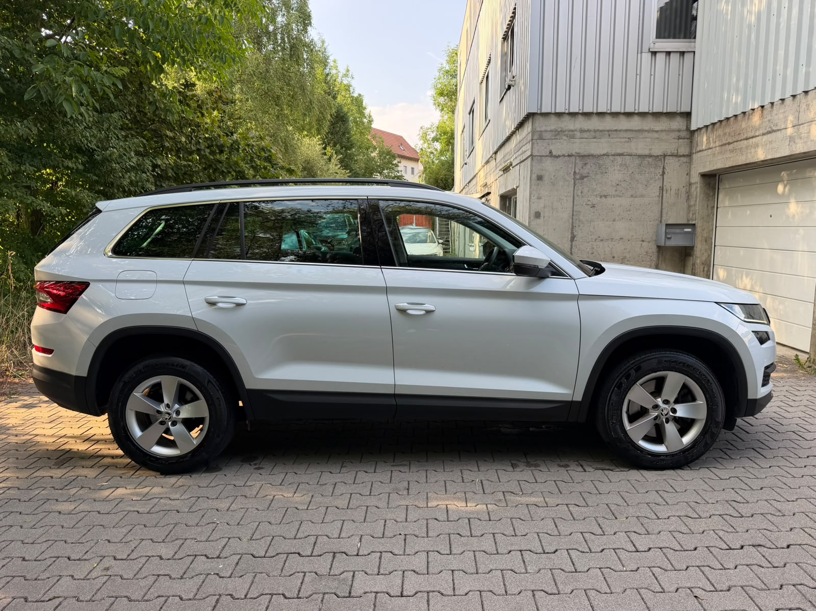 SKODA Kodiaq 2.0 TDI CR Ambition 4x4 DSG-image-5
