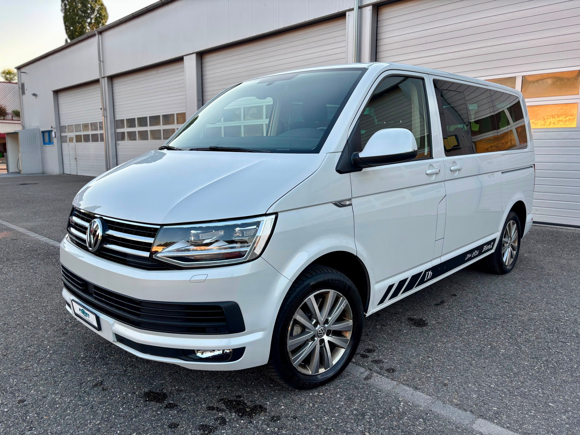 VW T6 Caravelle 2.0 Bi-TDI Comfortline 4Motion DSG-image-0
