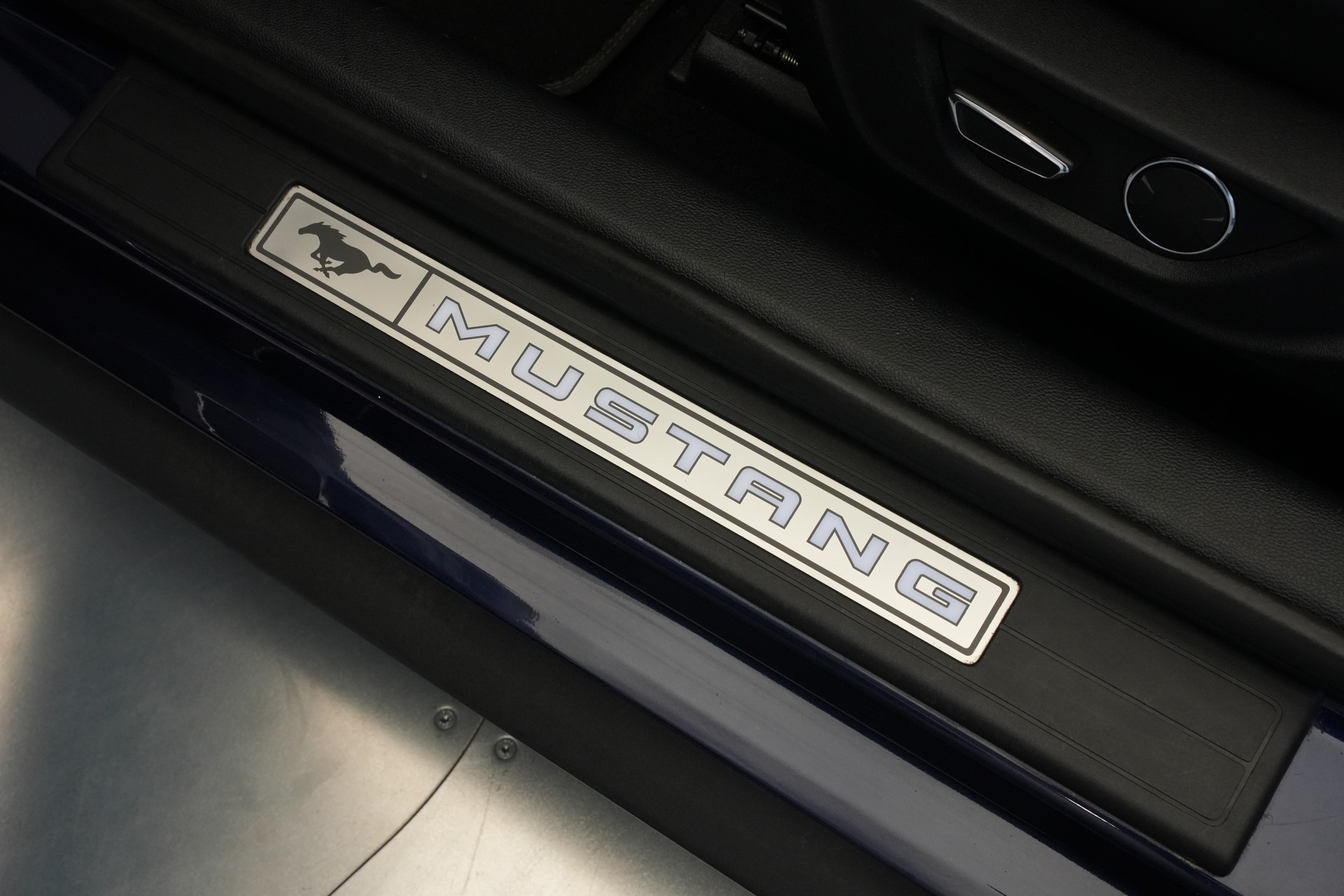 FORD Mustang Convertible 5.0 V8 GT Automat-image-20