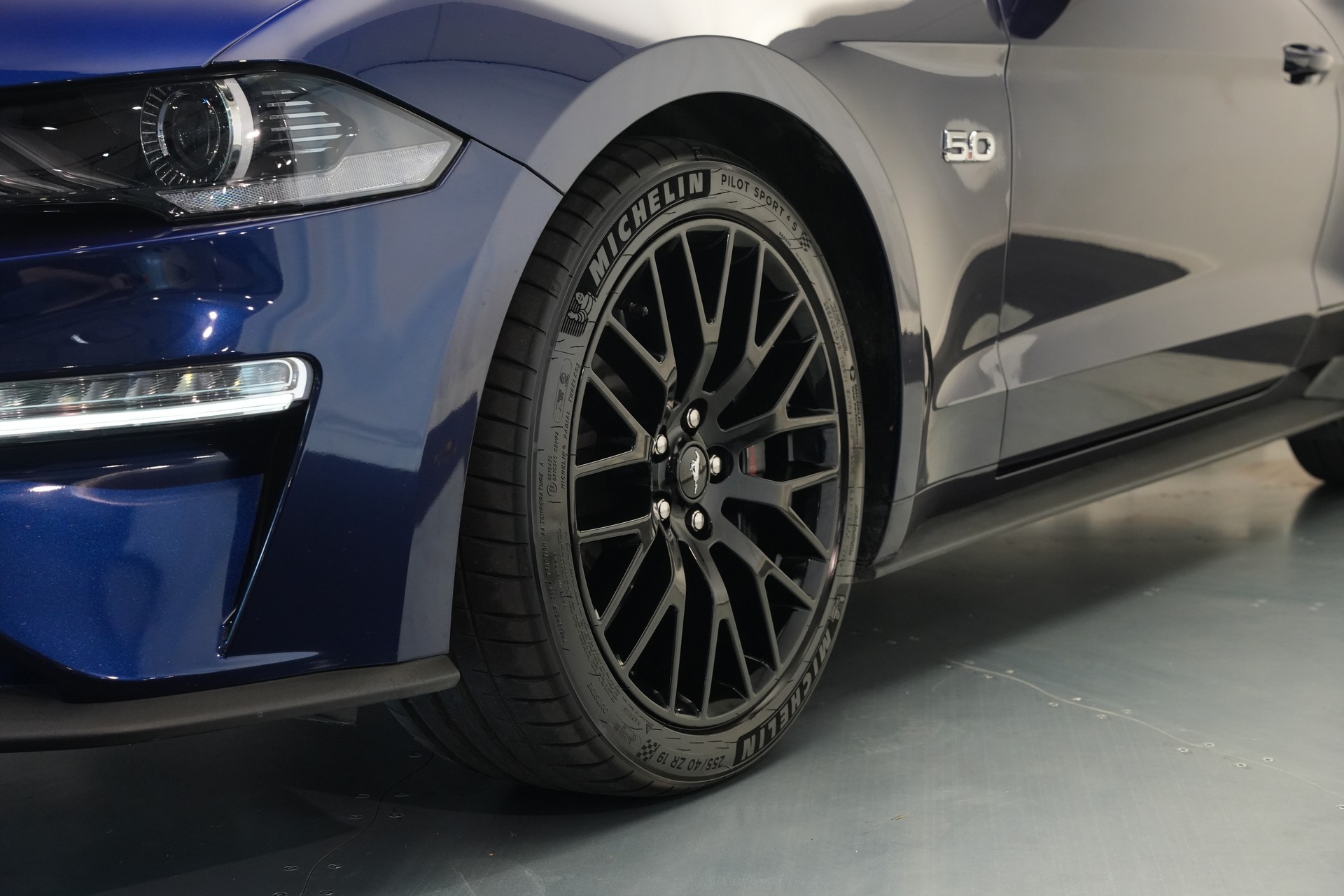 FORD Mustang Convertible 5.0 V8 GT Automat-image-43