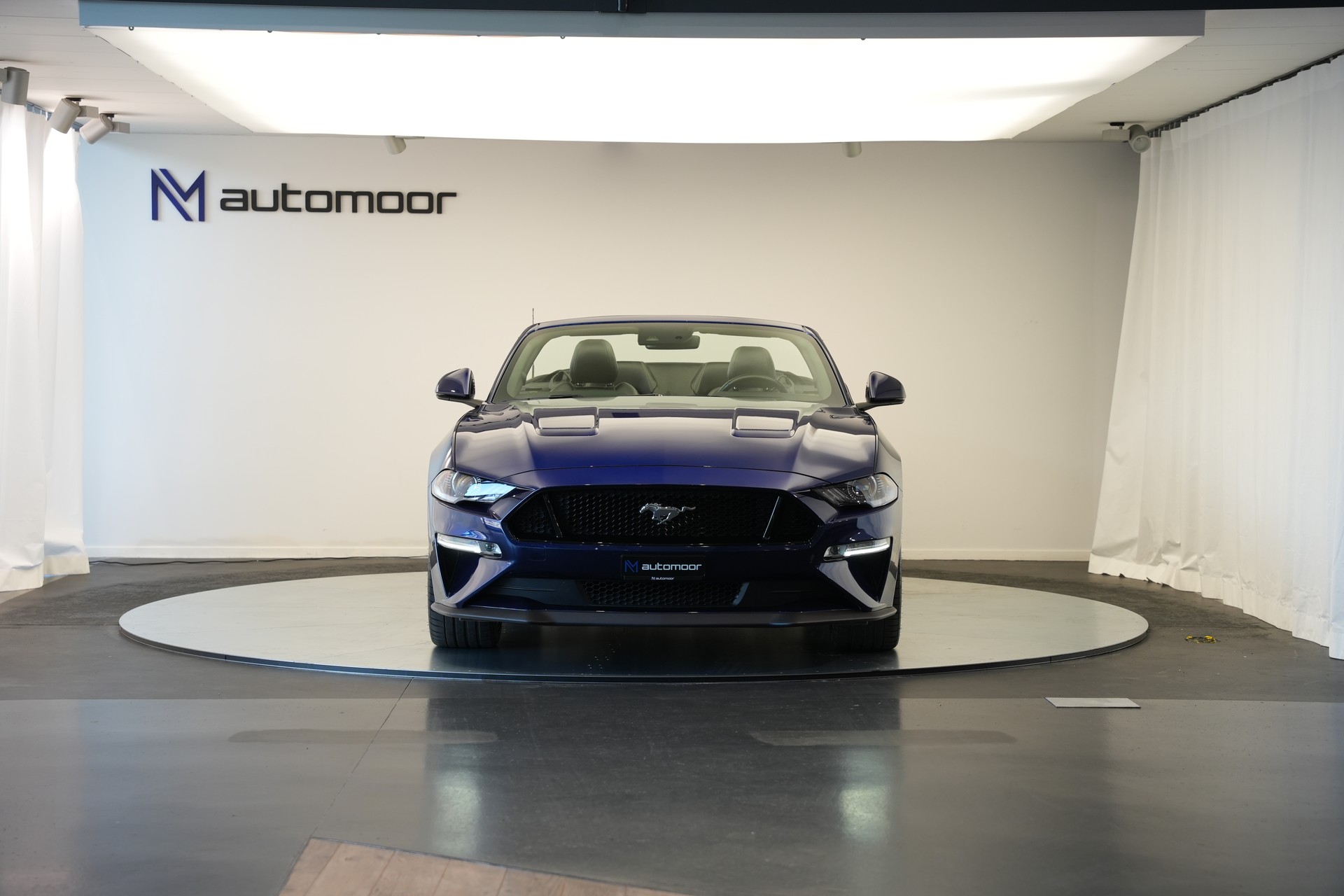 FORD Mustang Convertible 5.0 V8 GT Automat-showroom-element-1