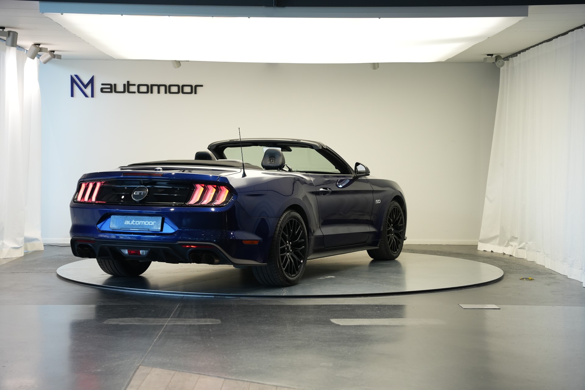 FORD Mustang Convertible 5.0 V8 GT Automat-image-4