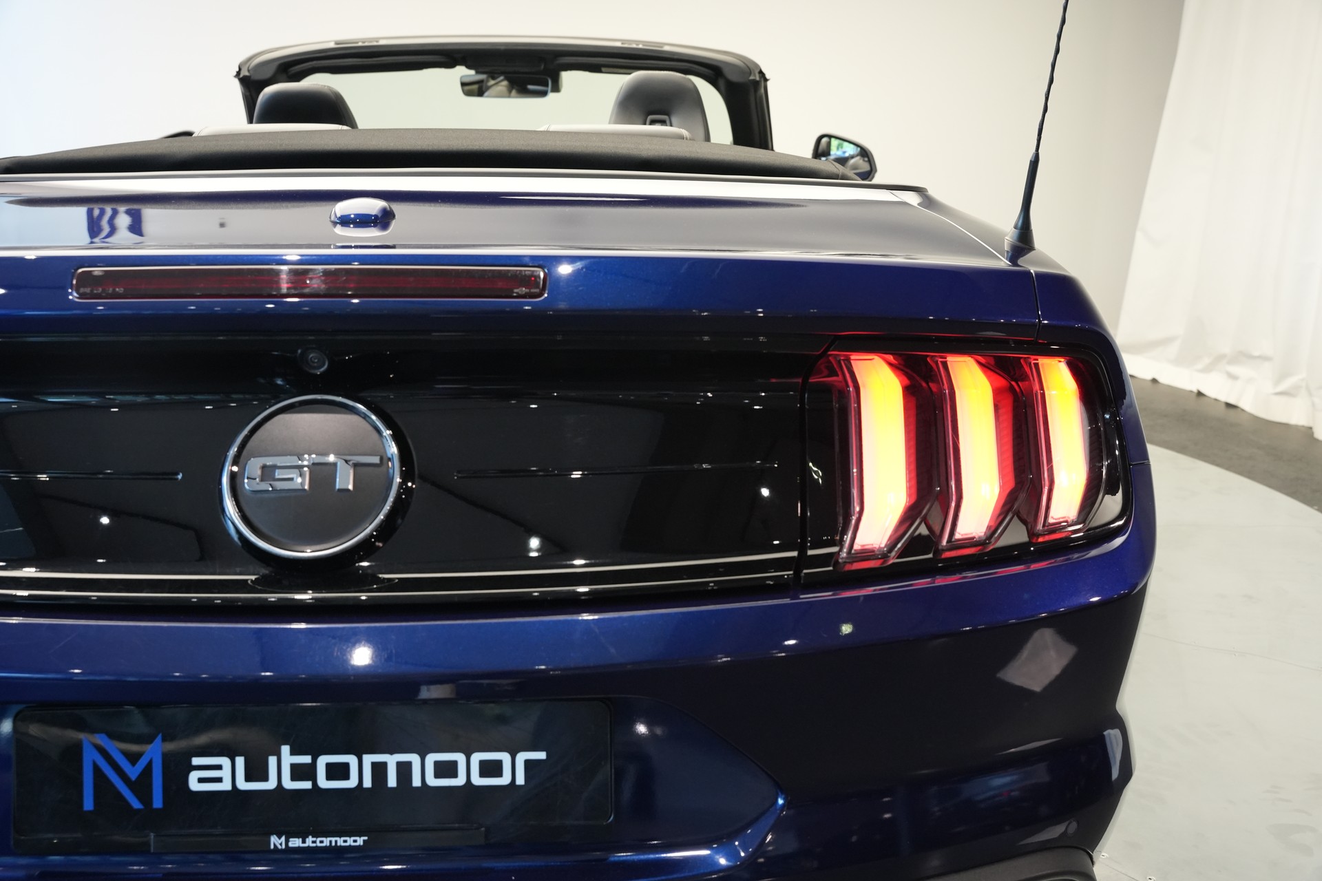 FORD Mustang Convertible 5.0 V8 GT Automat-image-32