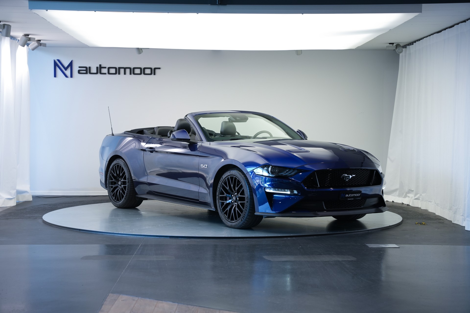 FORD Mustang Convertible 5.0 V8 GT Automat-showroom-element-2