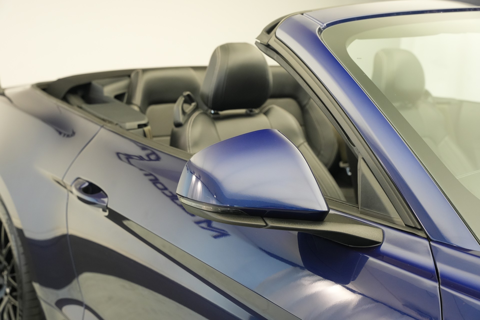 FORD Mustang Convertible 5.0 V8 GT Automat-image-42