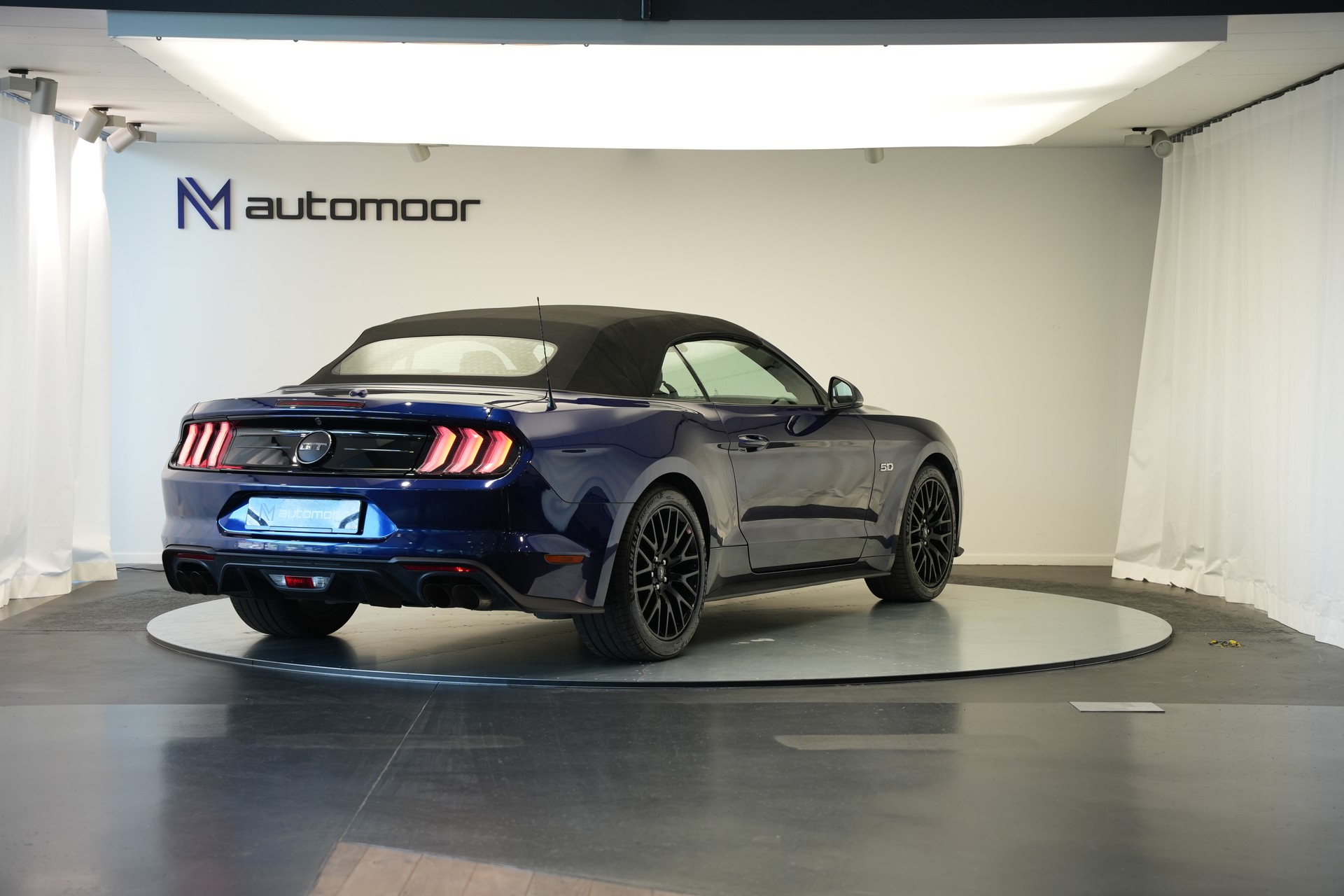 FORD Mustang Convertible 5.0 V8 GT Automat-image-10