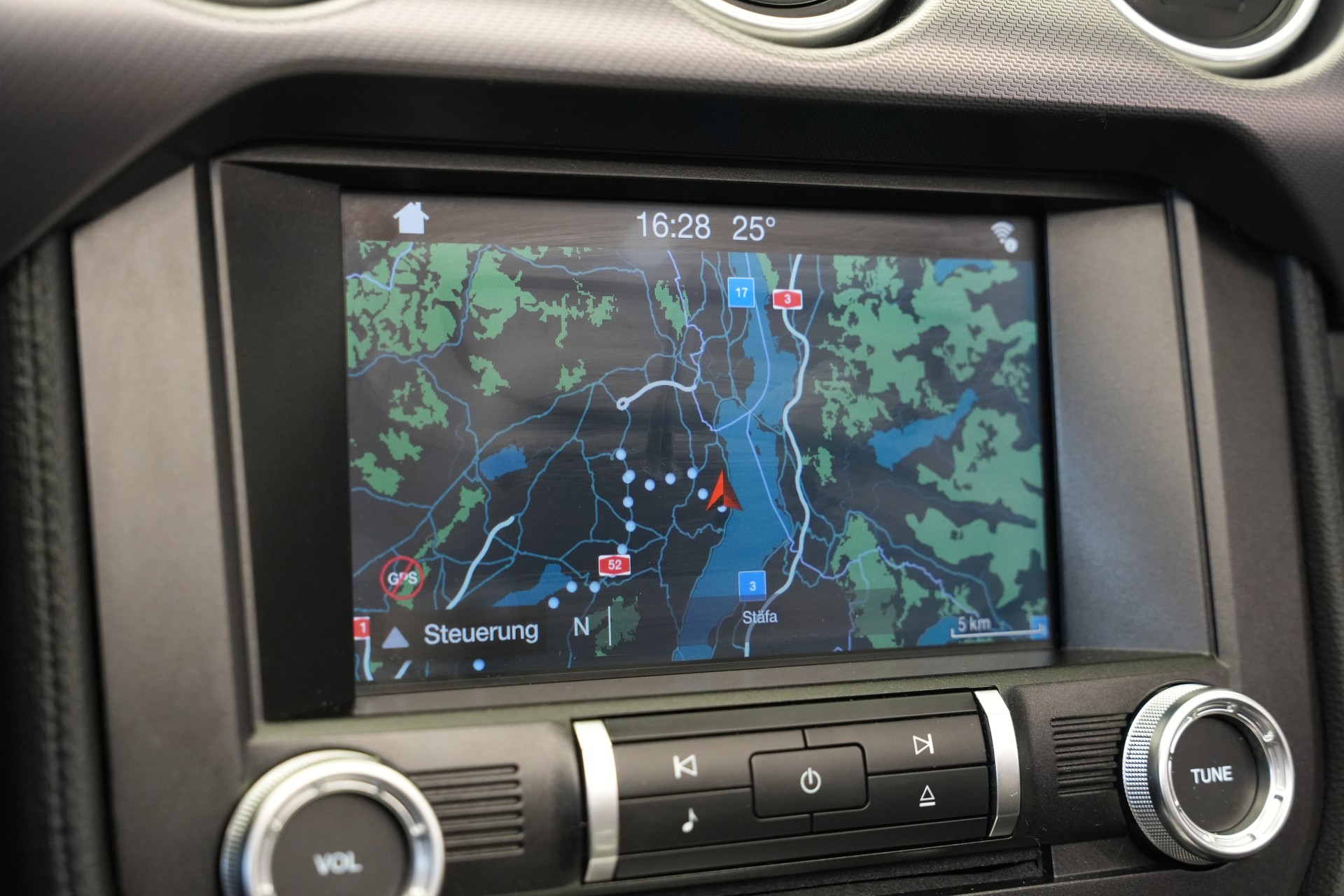 FORD Mustang Convertible 5.0 V8 GT Automat-image-26