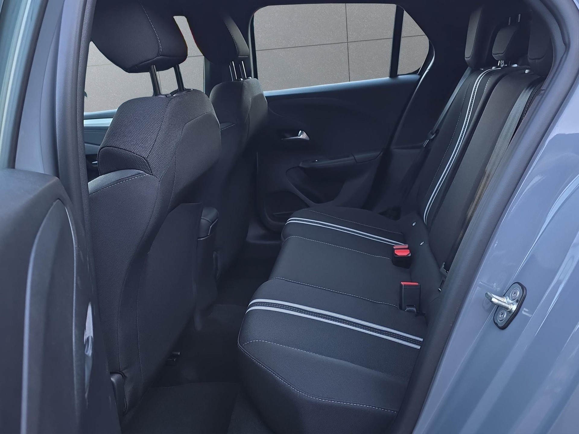 OPEL Corsa 1.2 T Hybrid Viva-image-17