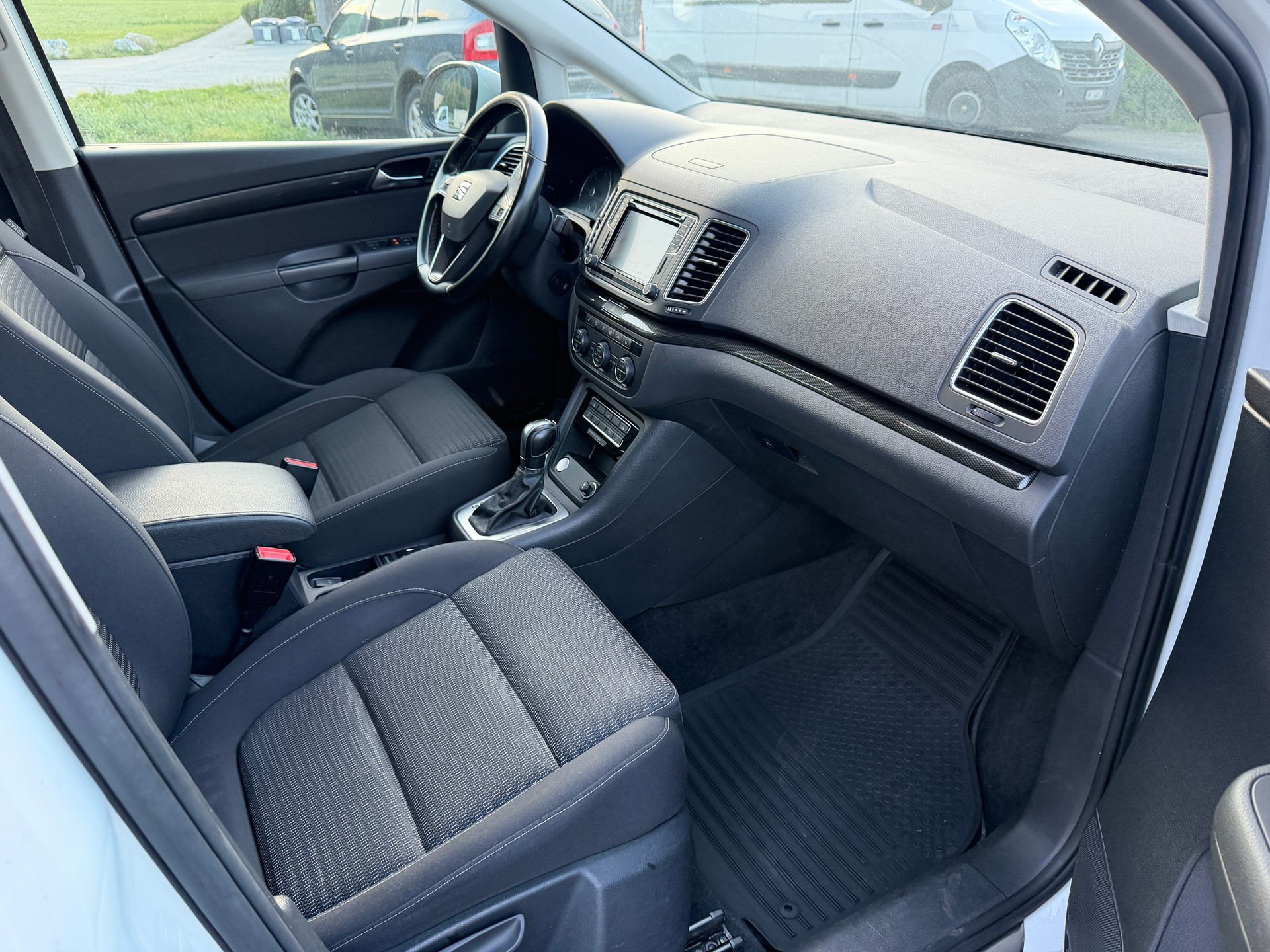 SEAT Alhambra 2.0 TDI 4Drive Style-image-12