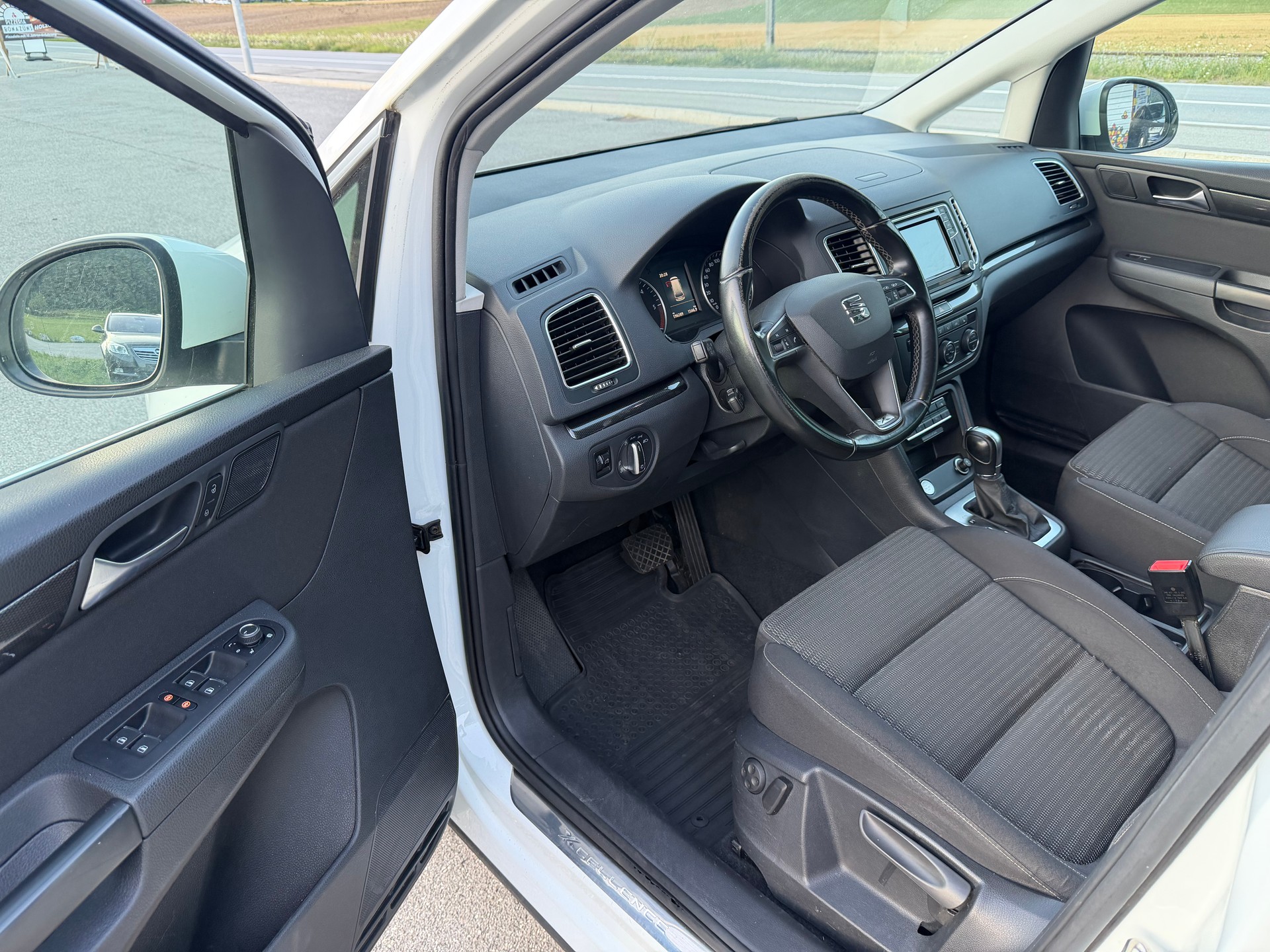 SEAT Alhambra 2.0 TDI 4Drive Style-image-6