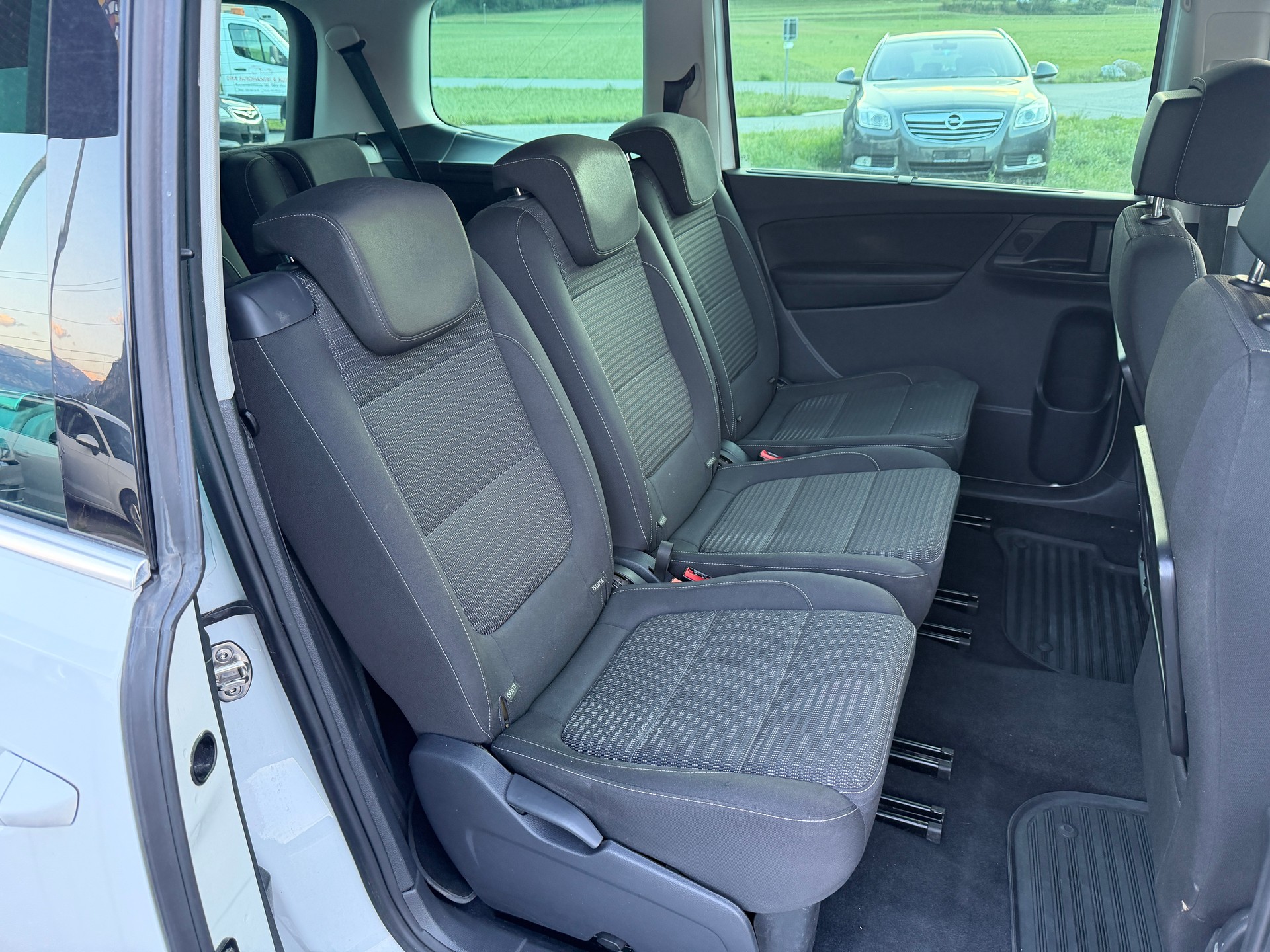 SEAT Alhambra 2.0 TDI 4Drive Style-image-11