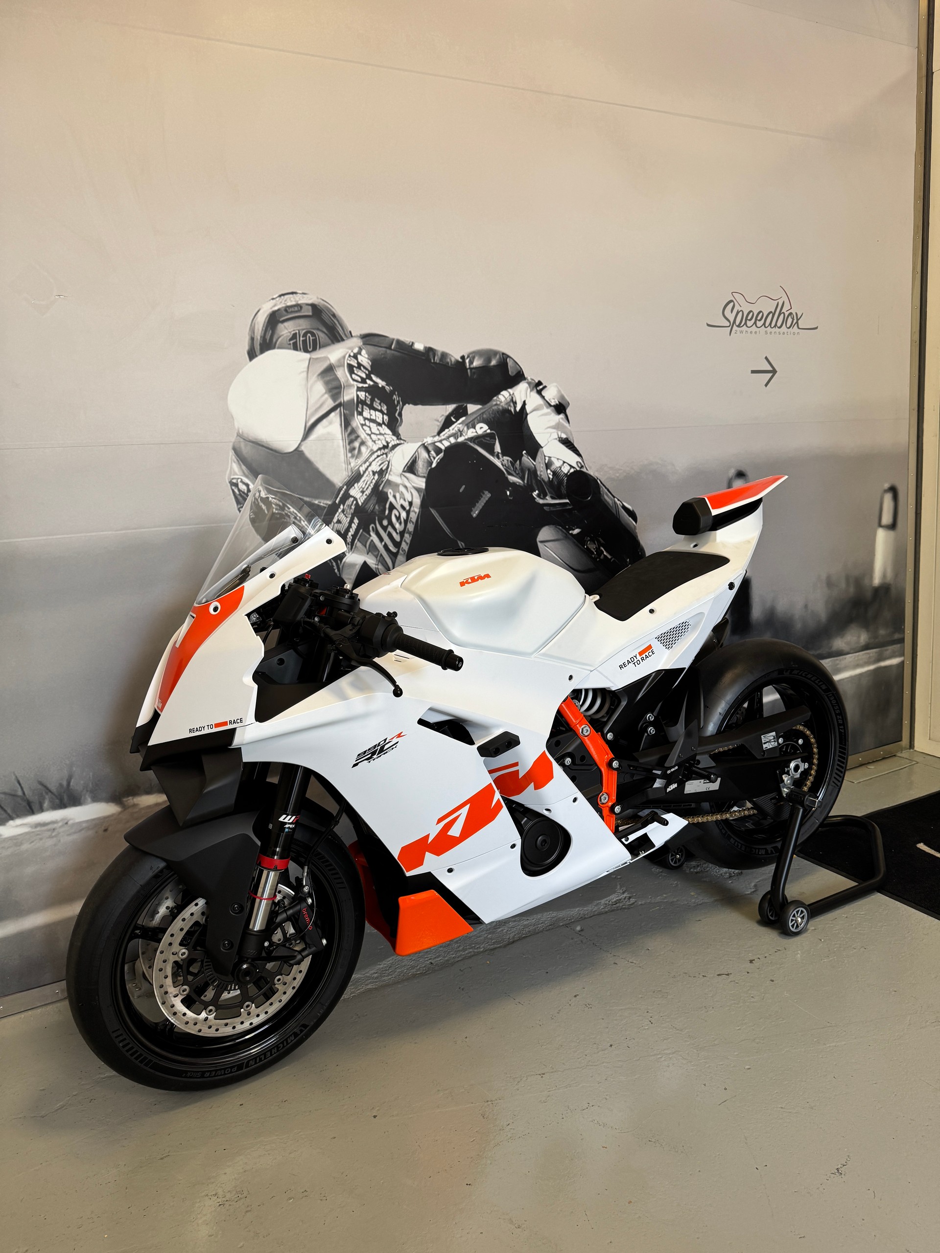 KTM RC990 R Track-image-2