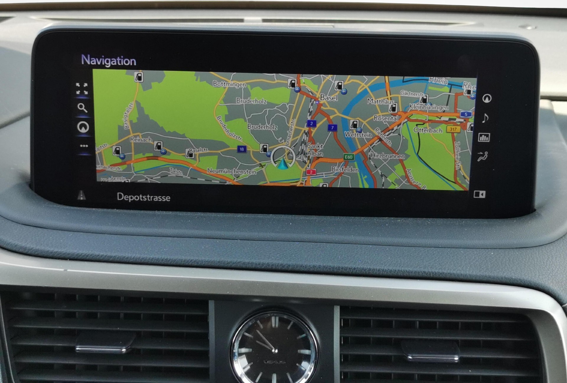 LEXUS RX 450h Excellence-image-5