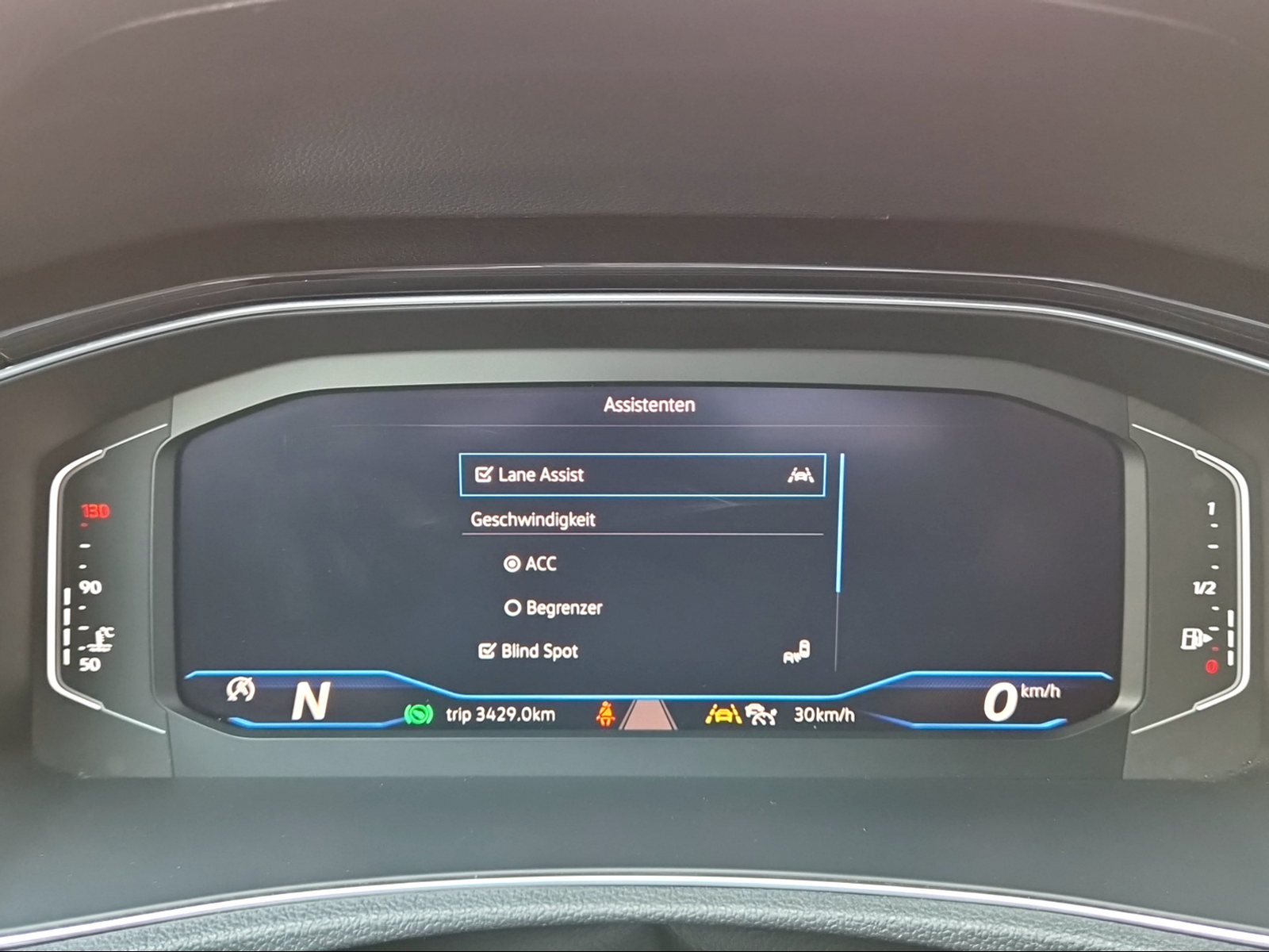 VW T-Roc 2.0 TSI R DSG 4Motion Pure Wihte uni-image-12