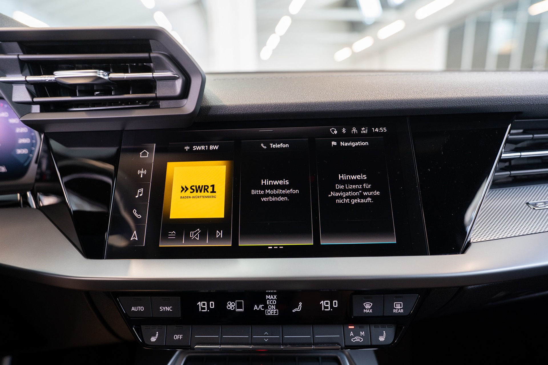 AUDI S3 Limousine 2.0 TFSI quattro S-Tronic / Virtual Cockpit / Abstand-tempomat / Sitzheizung-image-18