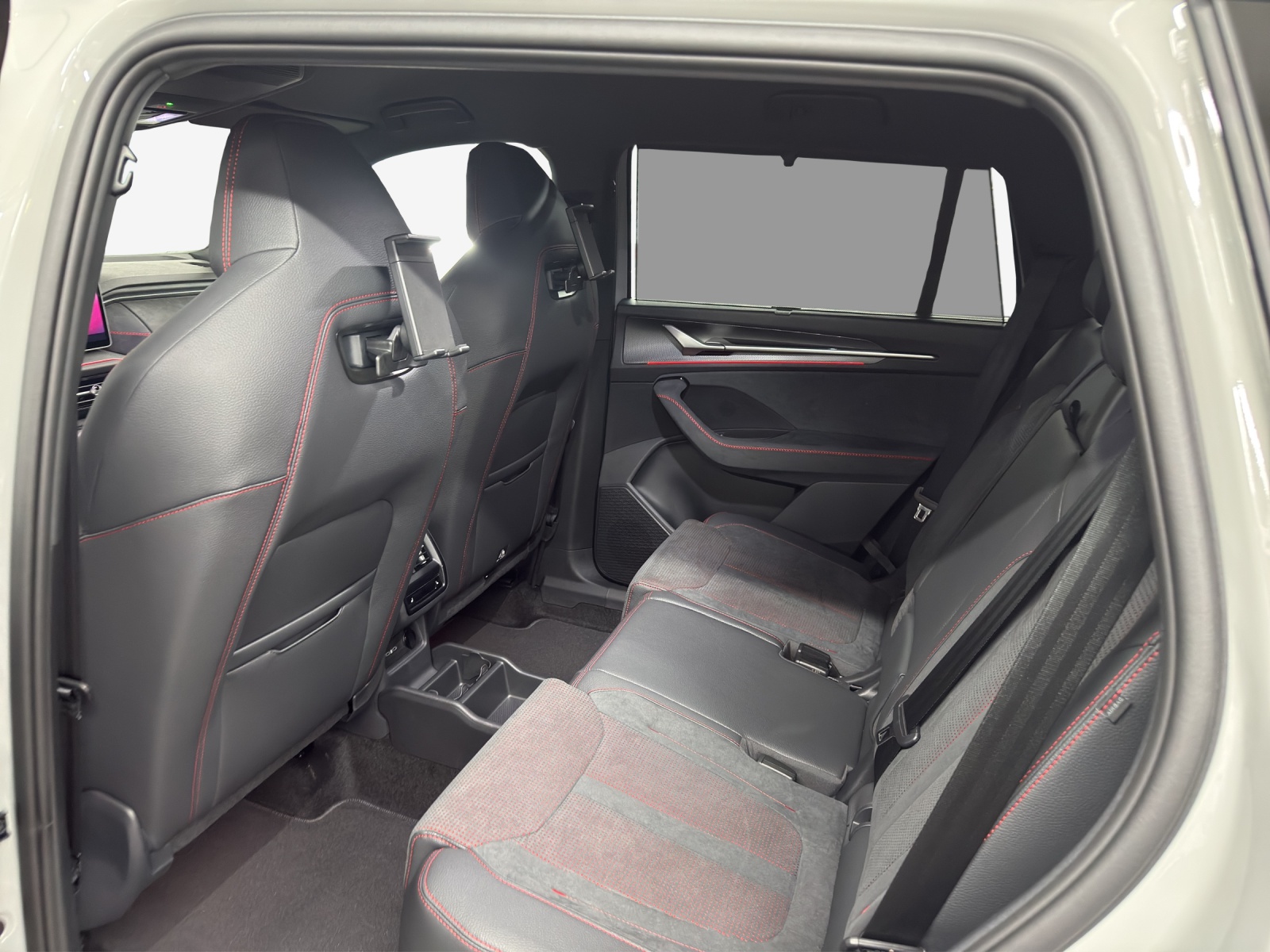 SKODA Kodiaq 2.0 TSI RS 4x4-image-11