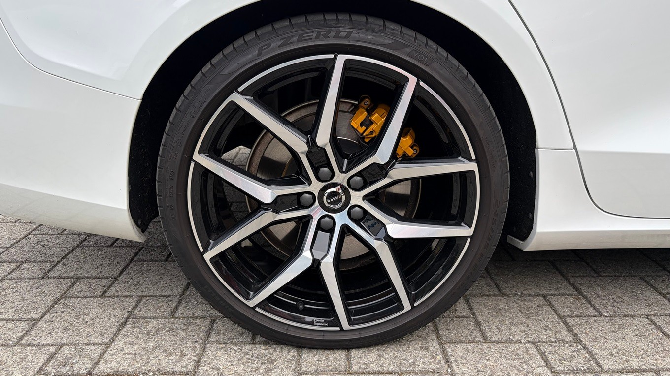 VOLVO 2.0 T8 TE Polestar eAWD-image-15