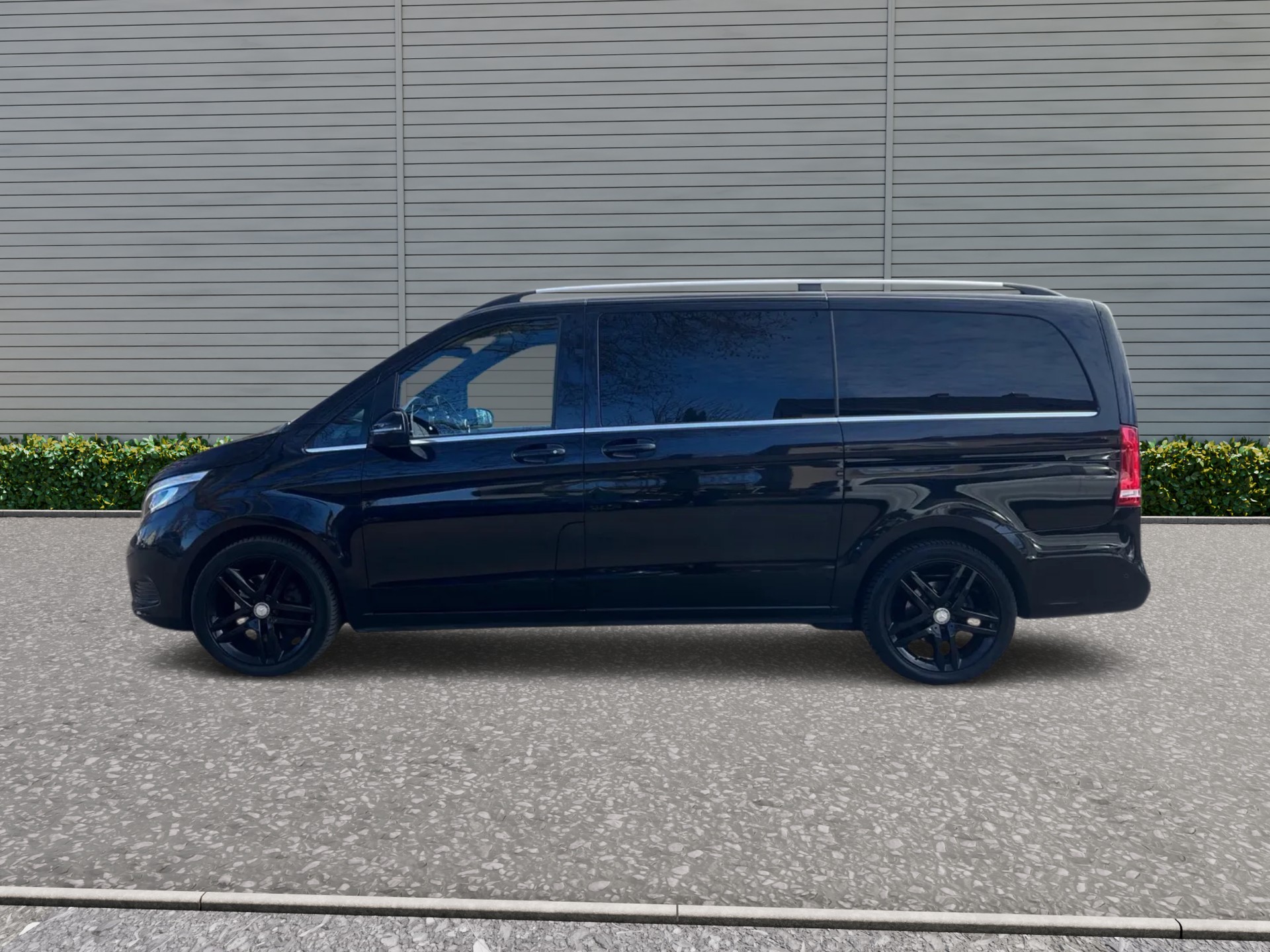 MERCEDES-BENZ V 250 d Avantgarde lang 7G-Tronic-image-3